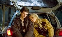 Hayden Panettiere can't leverage her "Heroes" success with this lame high school comedy