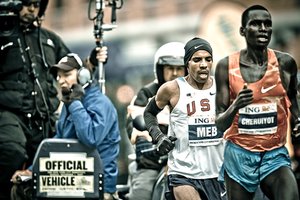 Meb Keflezighi runs the NYC Marathon