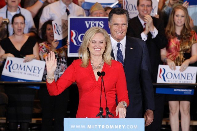 A new poll shows that Obama's 'War on Women' talking point is failing as presumptive Republican nominee, Mitt Romney, leads among women voters. 