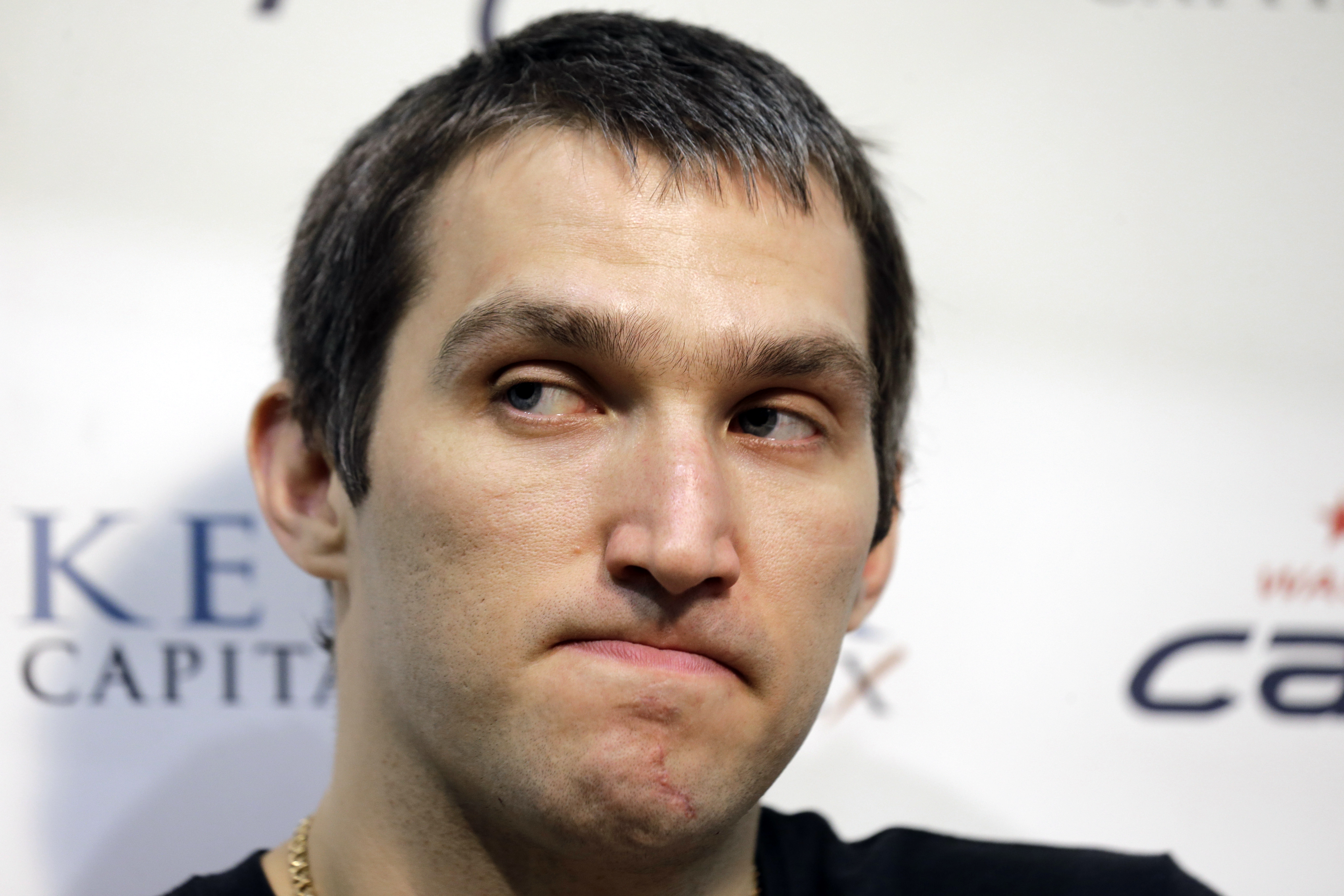 Capitals-ovechkin-hoc_lanc
