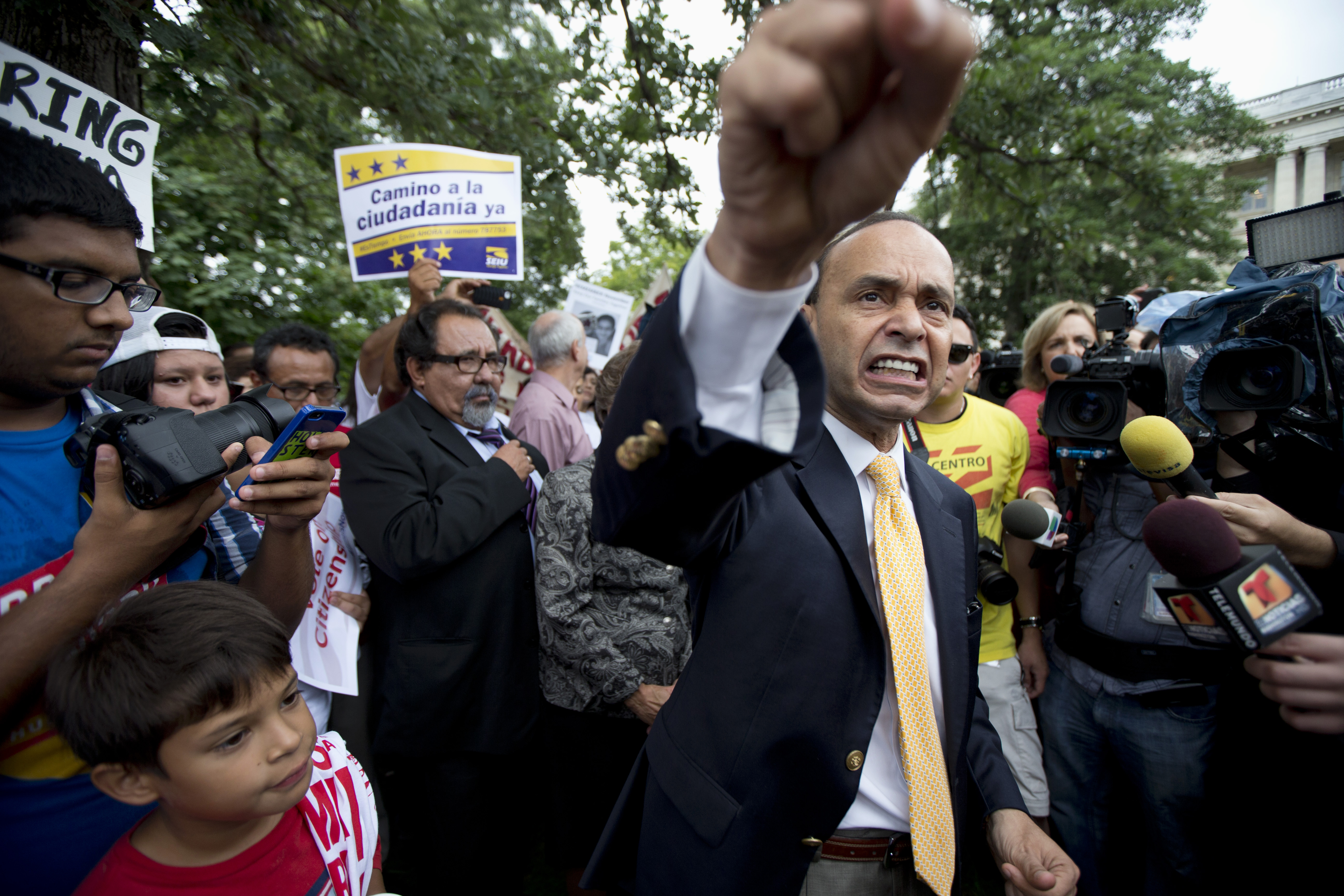 Immigration activists arrested at Capitol - Washington Times