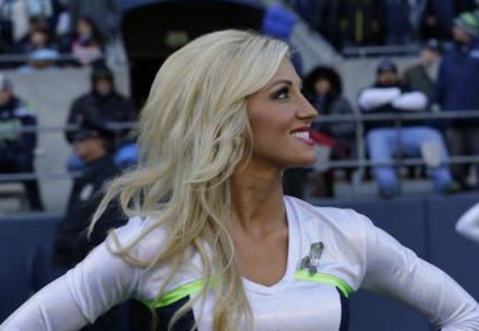 Alicia Quaco Air Force Lieutenant by day, Seattle 'Sea