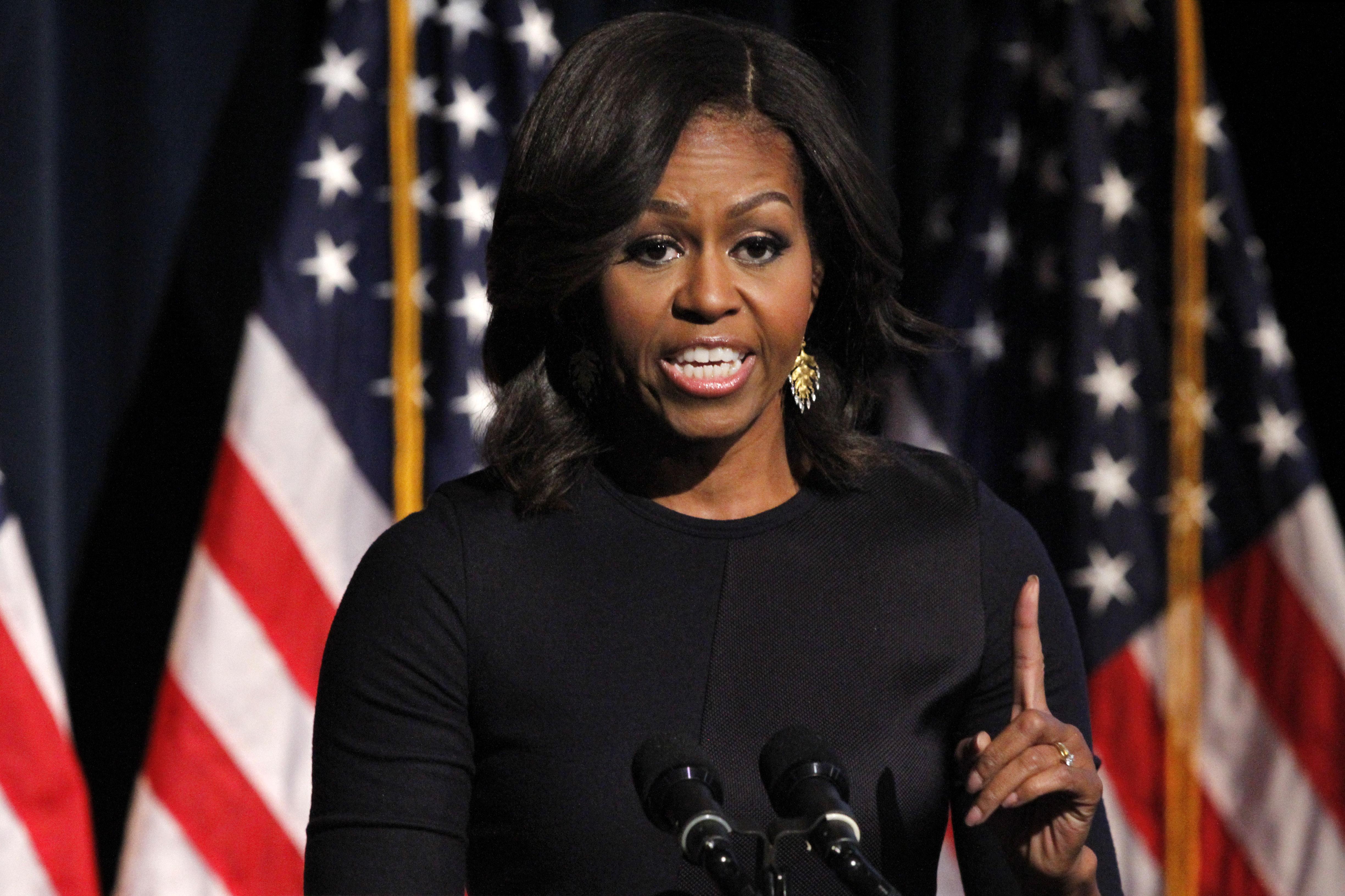 Michelle Obama joins Bradley Cooper at veterans event, praises 'American Sniper' - Washington Times