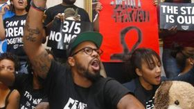 Fla. Gov. Says No to Demands From Protestors 