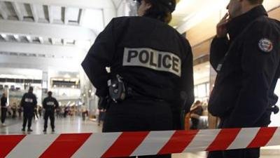 Raw: French Soldier Stabbed in Throat Near Paris
