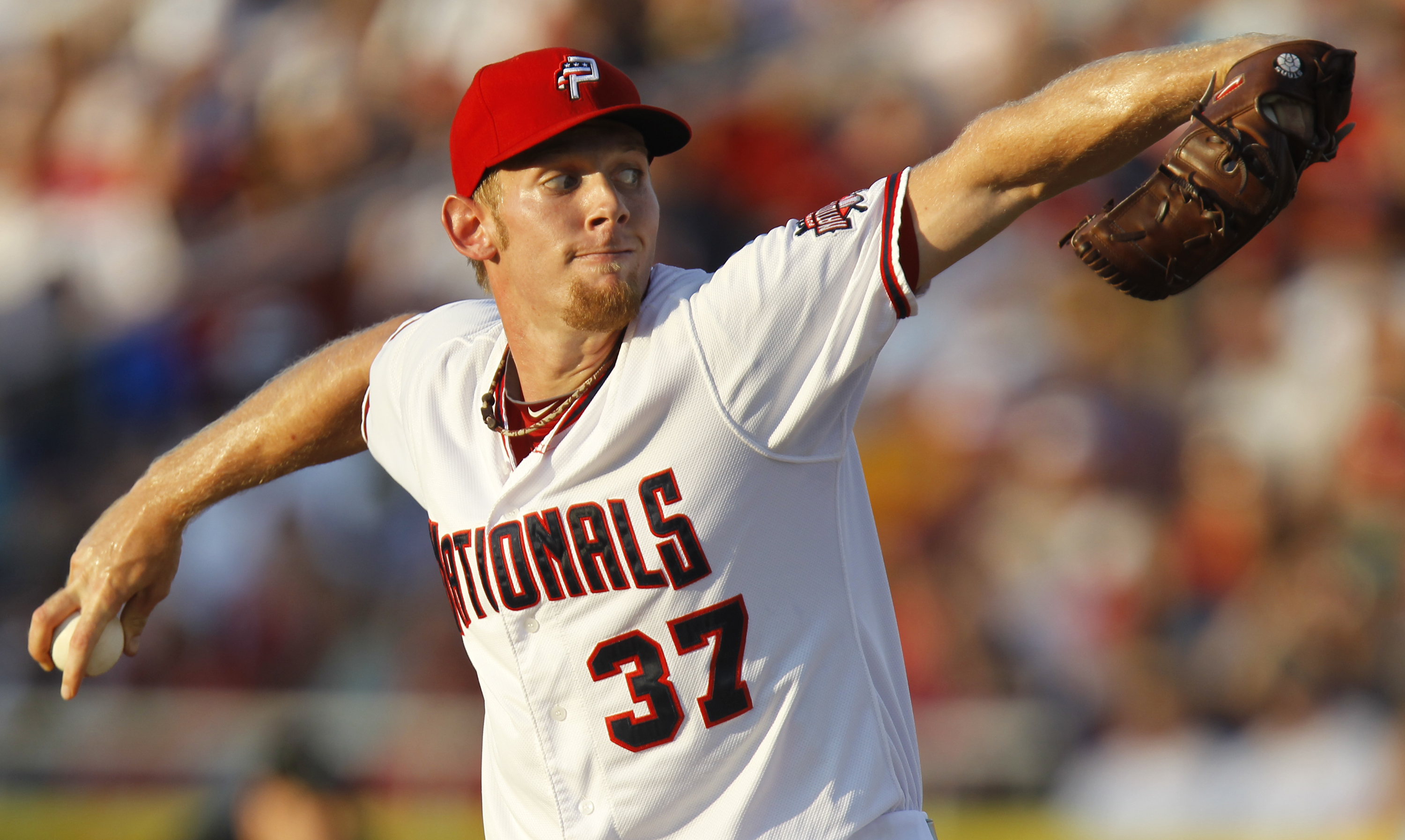 Stephen Strasburg dazzles in Nationals debut