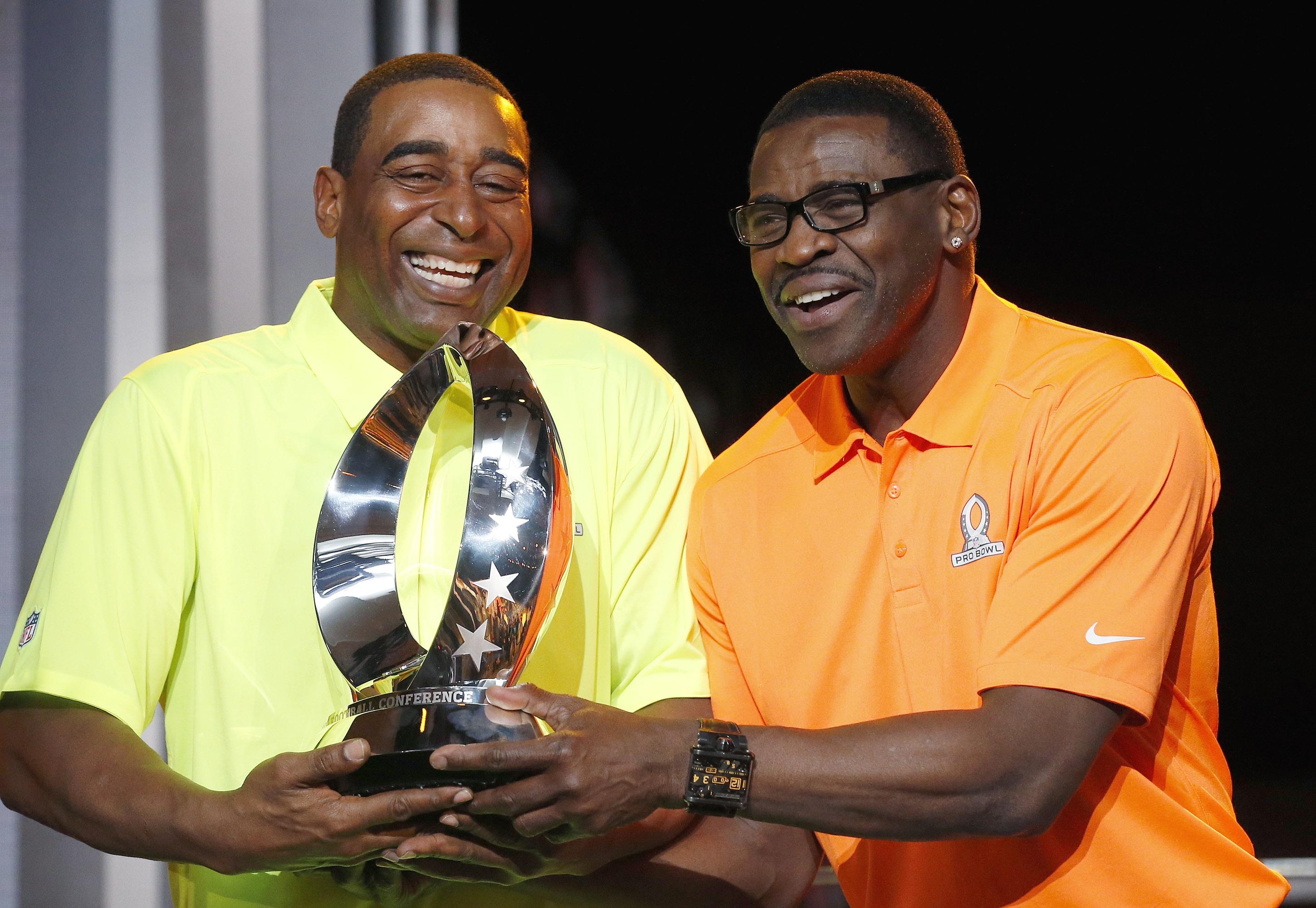 Michael Irvin tested for throat cancer, he says in Instagram post