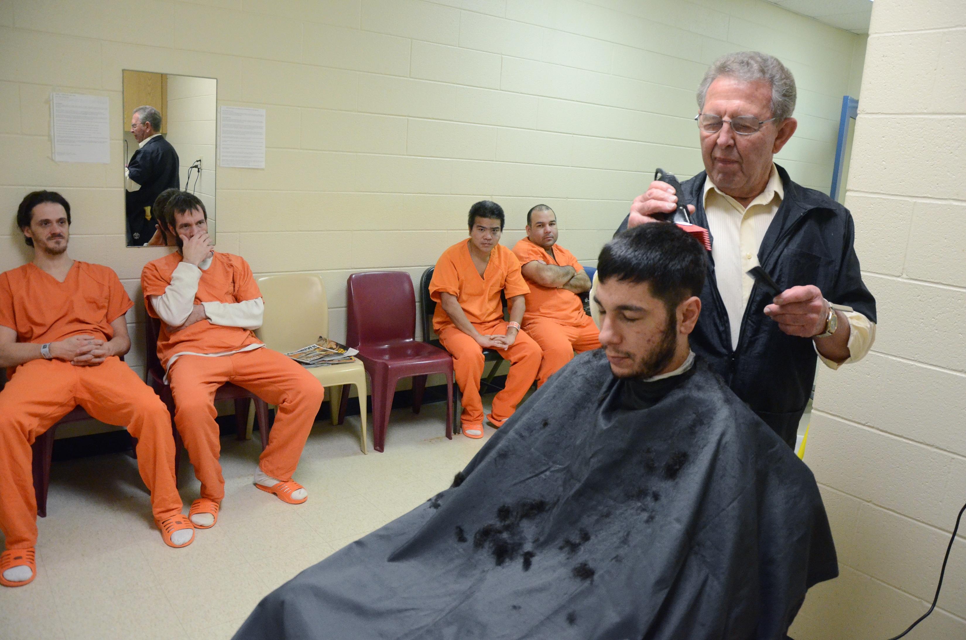 Battle Creek Barber Provides Haircuts For Inmates
