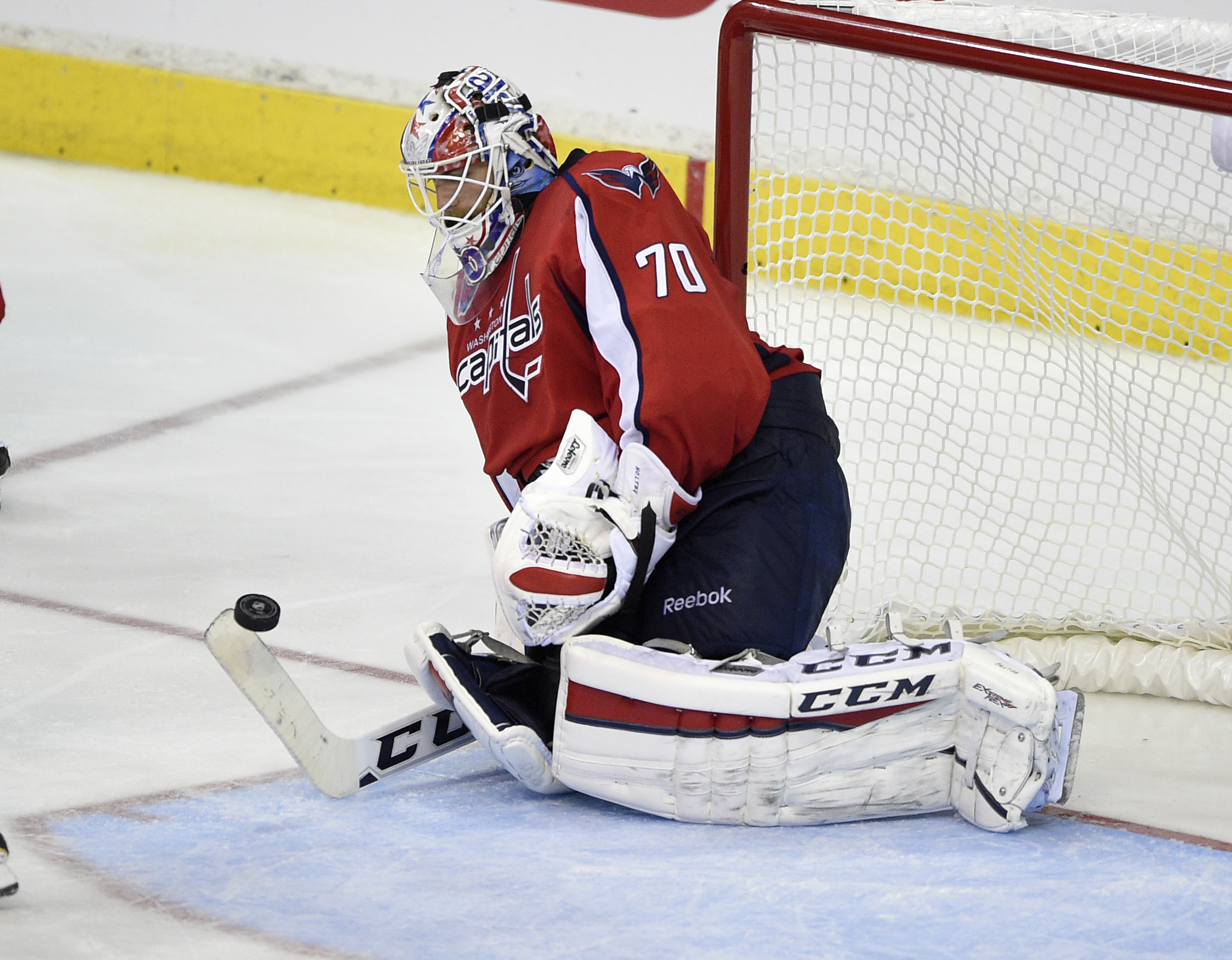 Caps' Braden Holtby 'lucky' to have AHL place during lockout - SB