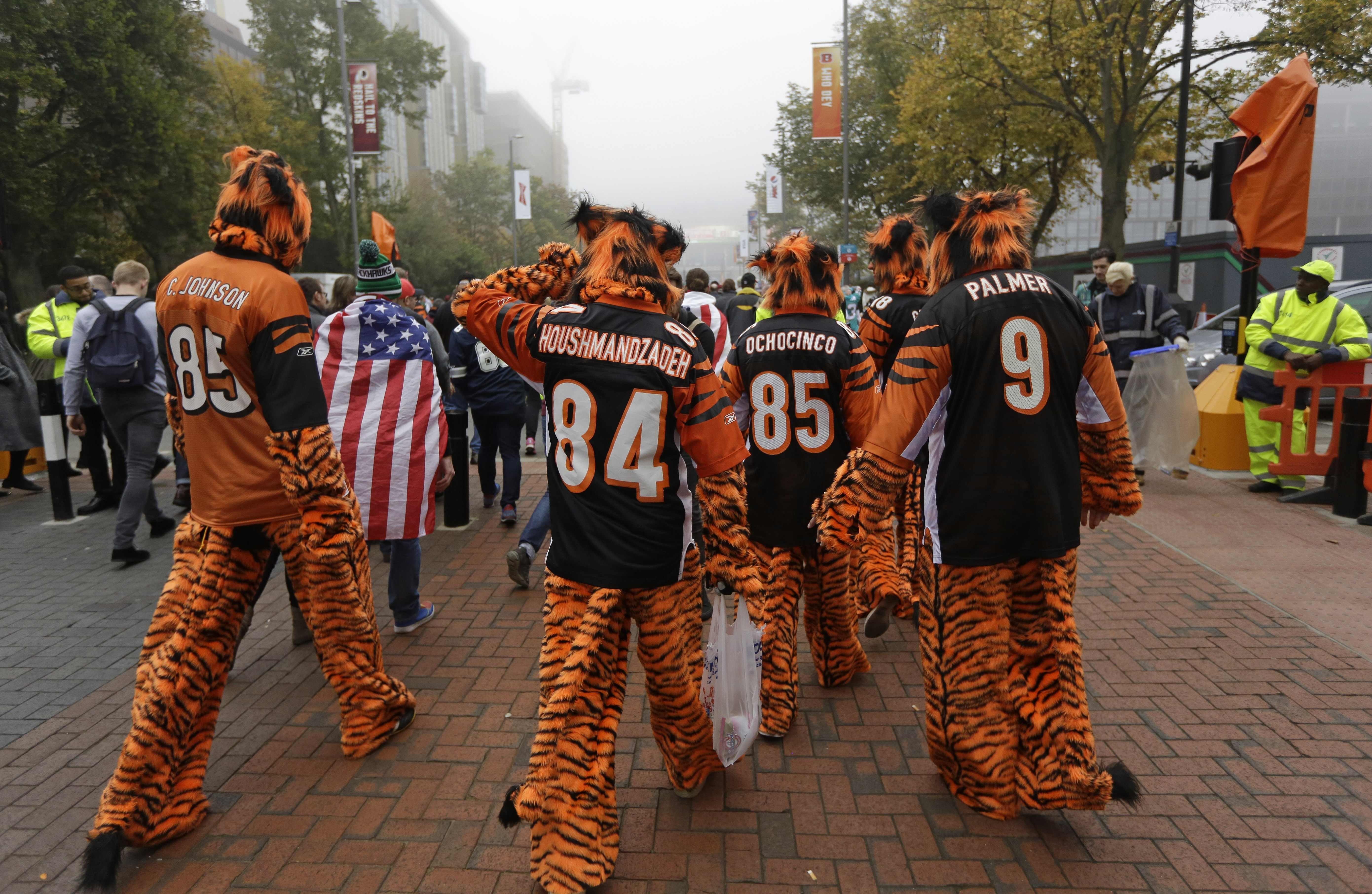 Bengals move into Top 10 of AP Pro32 poll