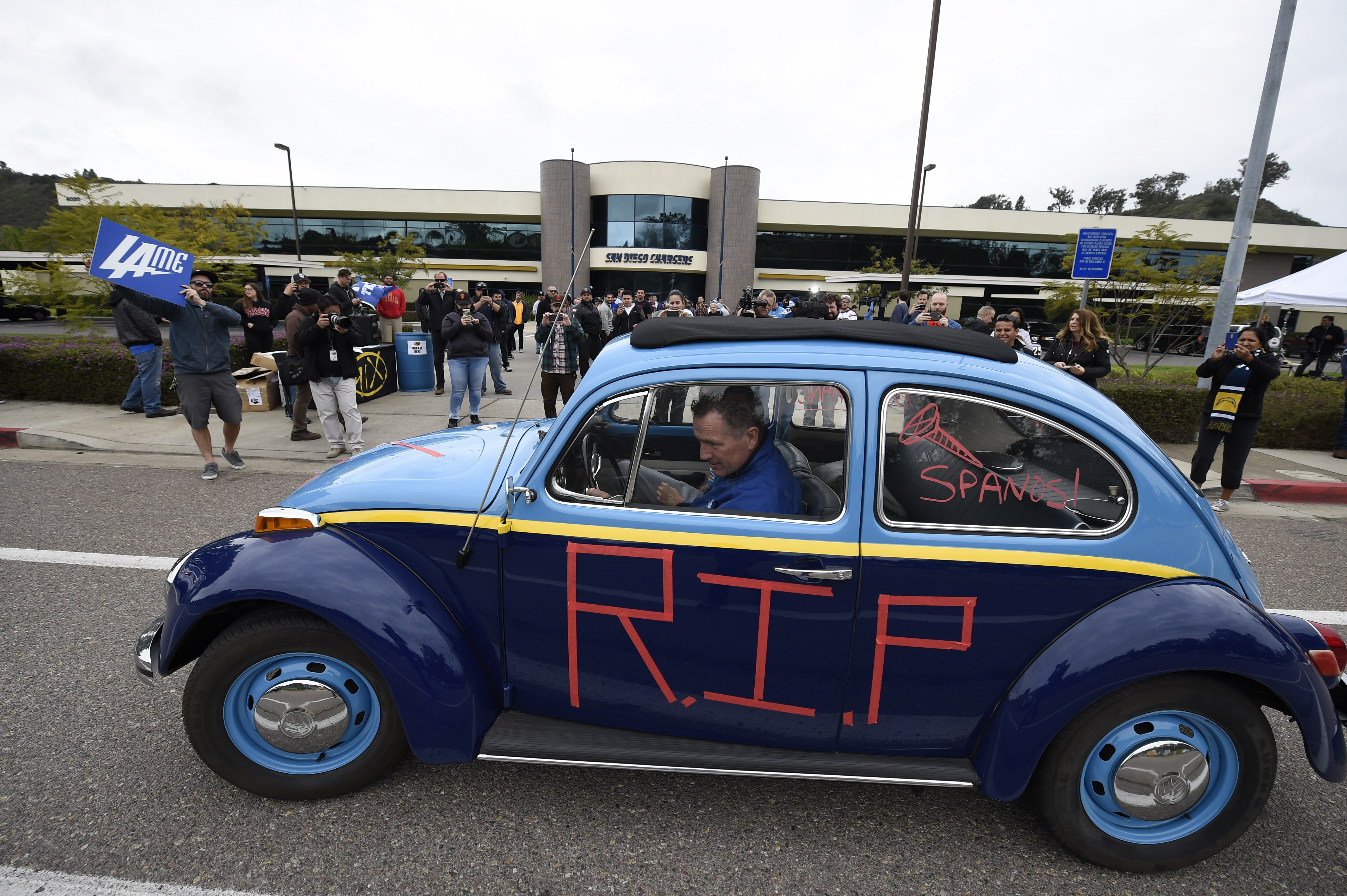 Chargers Leaving San Diego for Los Angeles