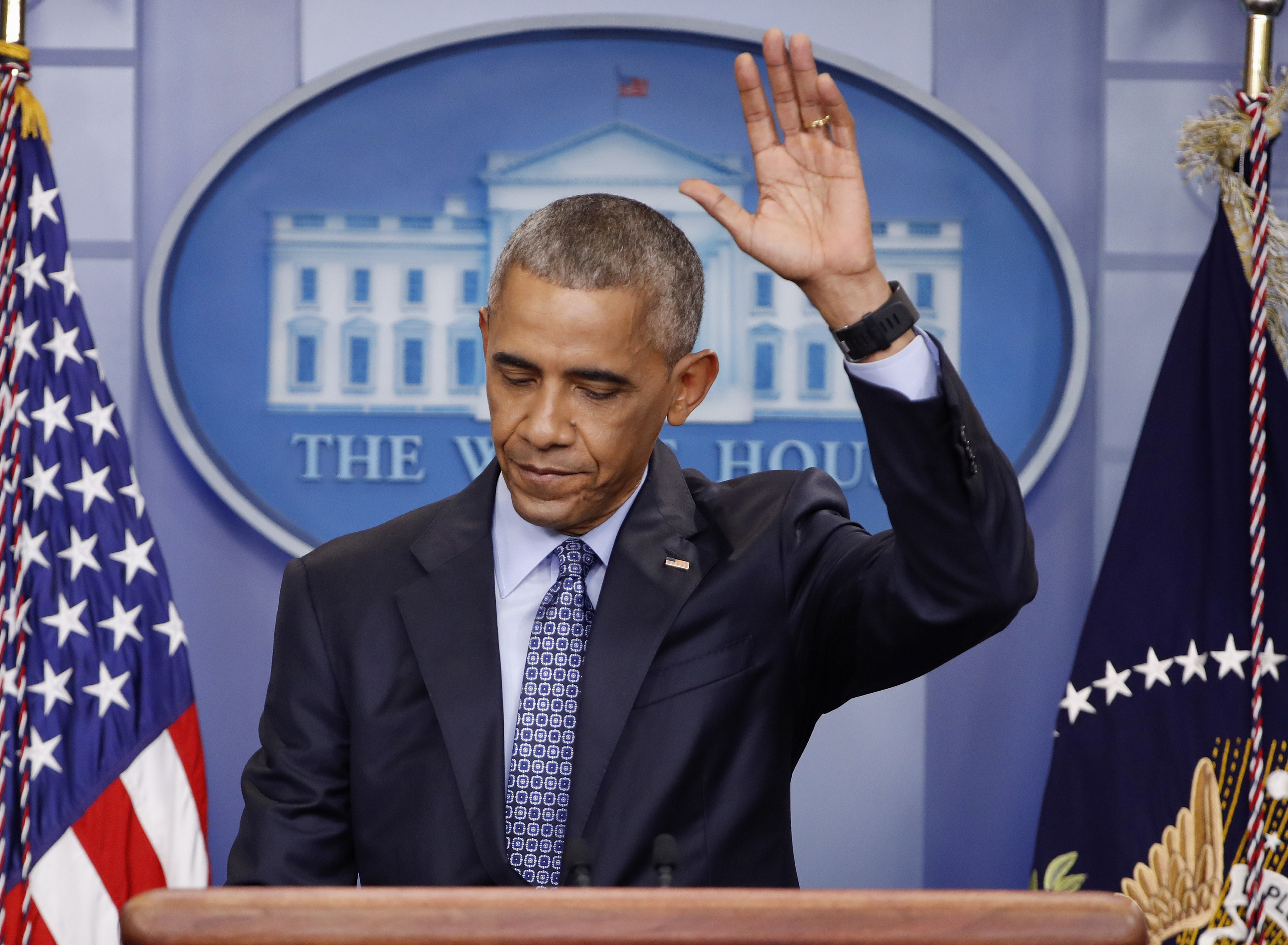 Obama Plans To Remain In Political Fray Stay In D C Washington