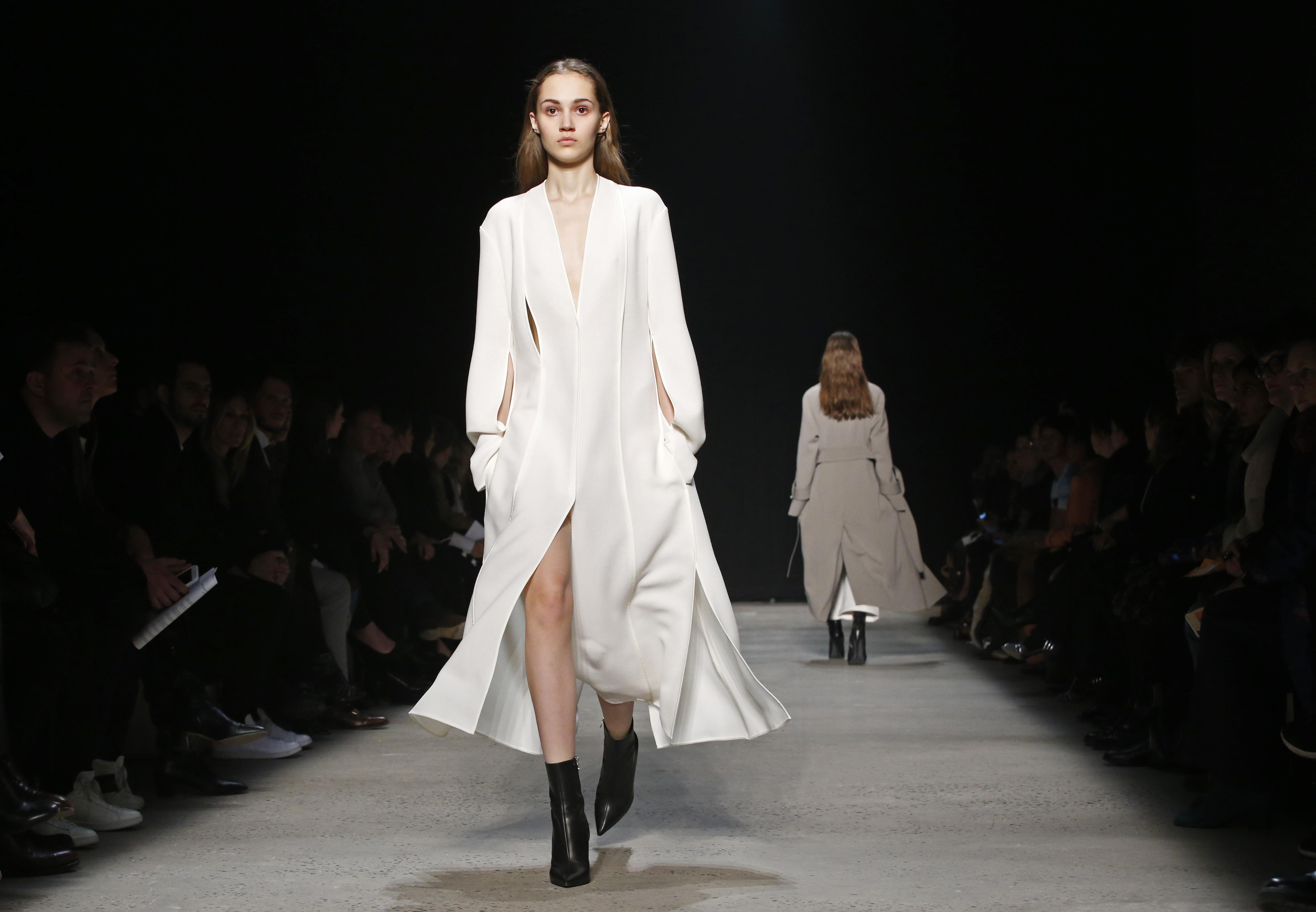 Narciso Rodriguez  Fashion Designer Biography