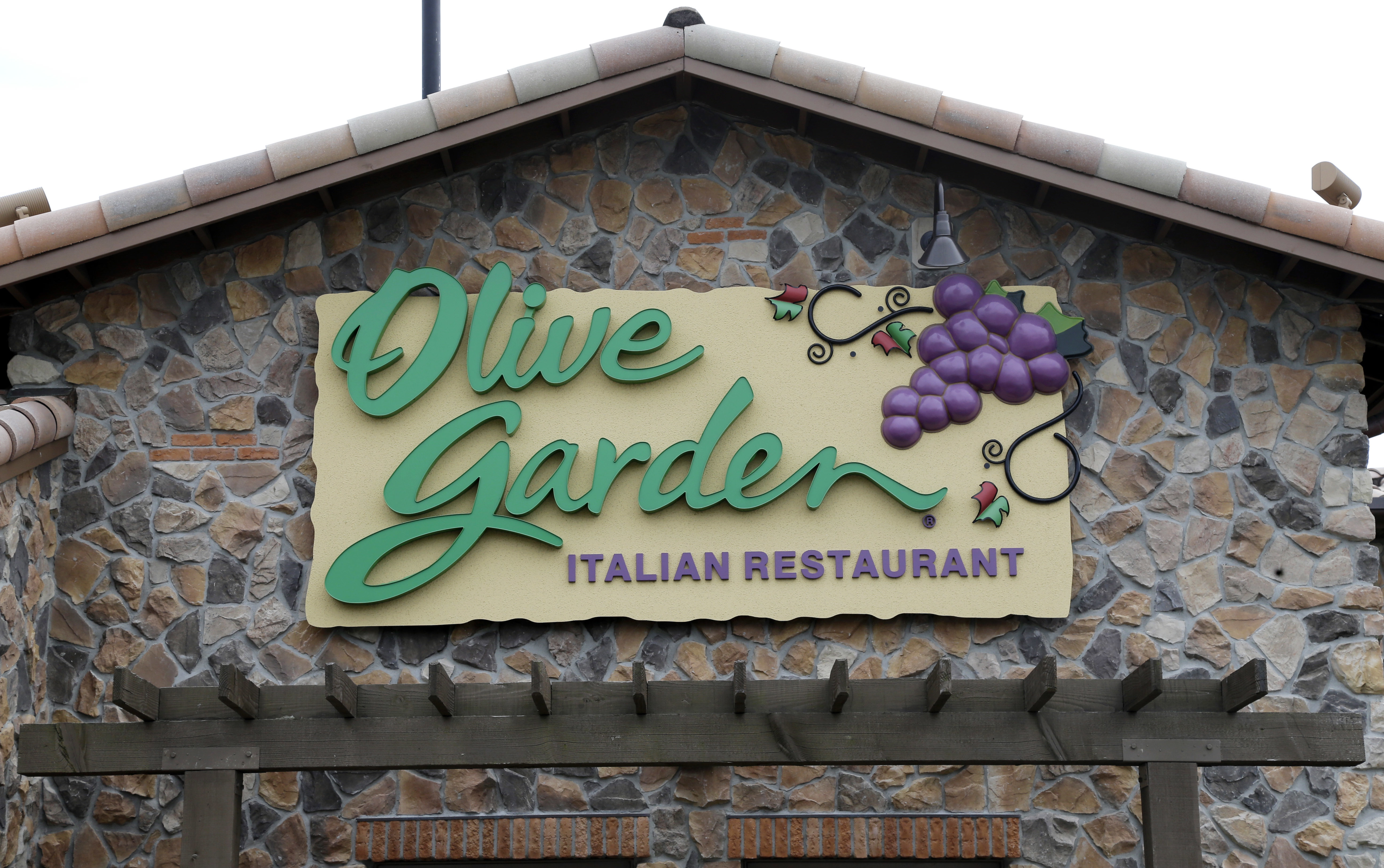 Millennials Still Like Chains Like Olive Garden Restaurant Exec