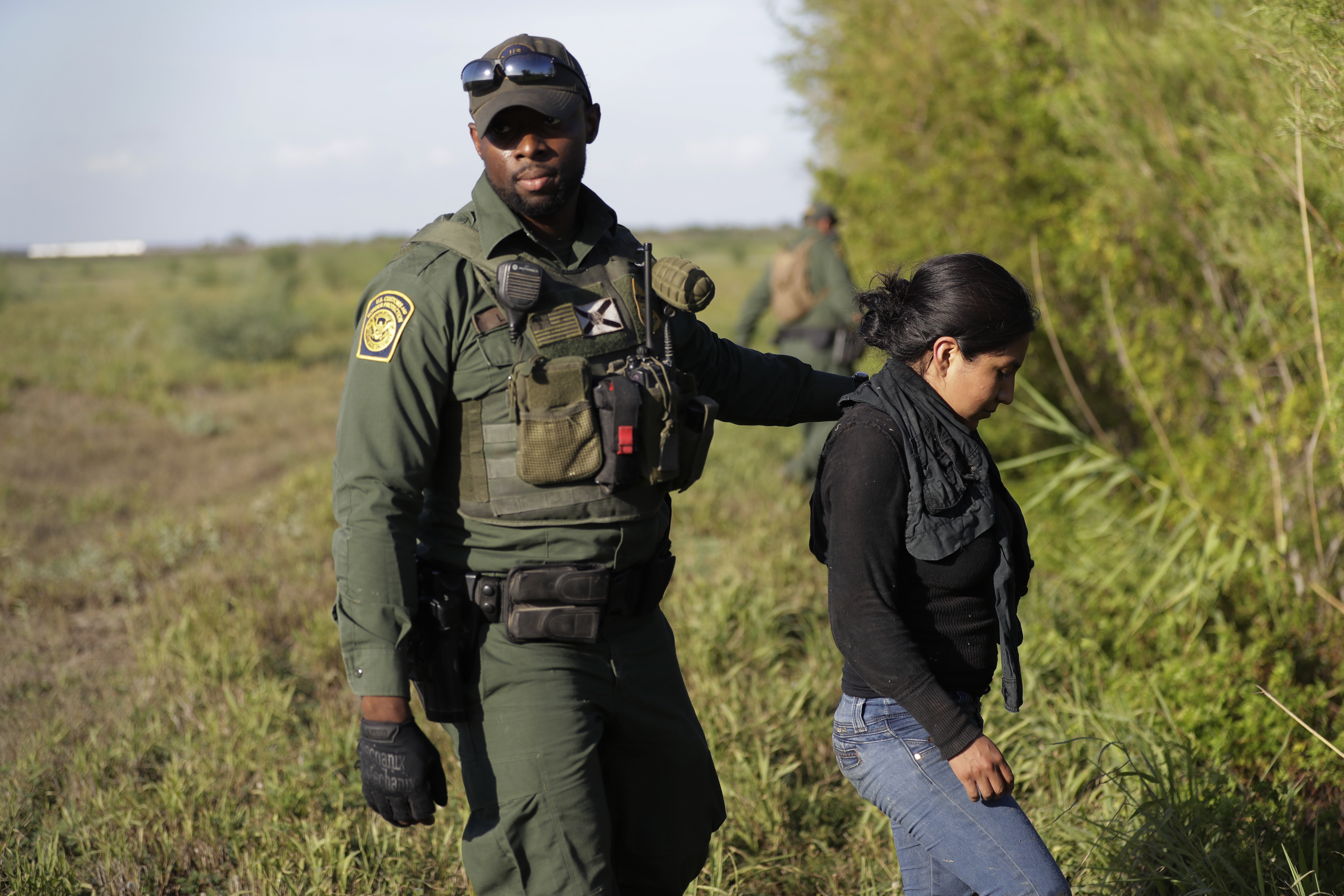 Struggling to hang on to 20K officers, Border Patrol looks to hire