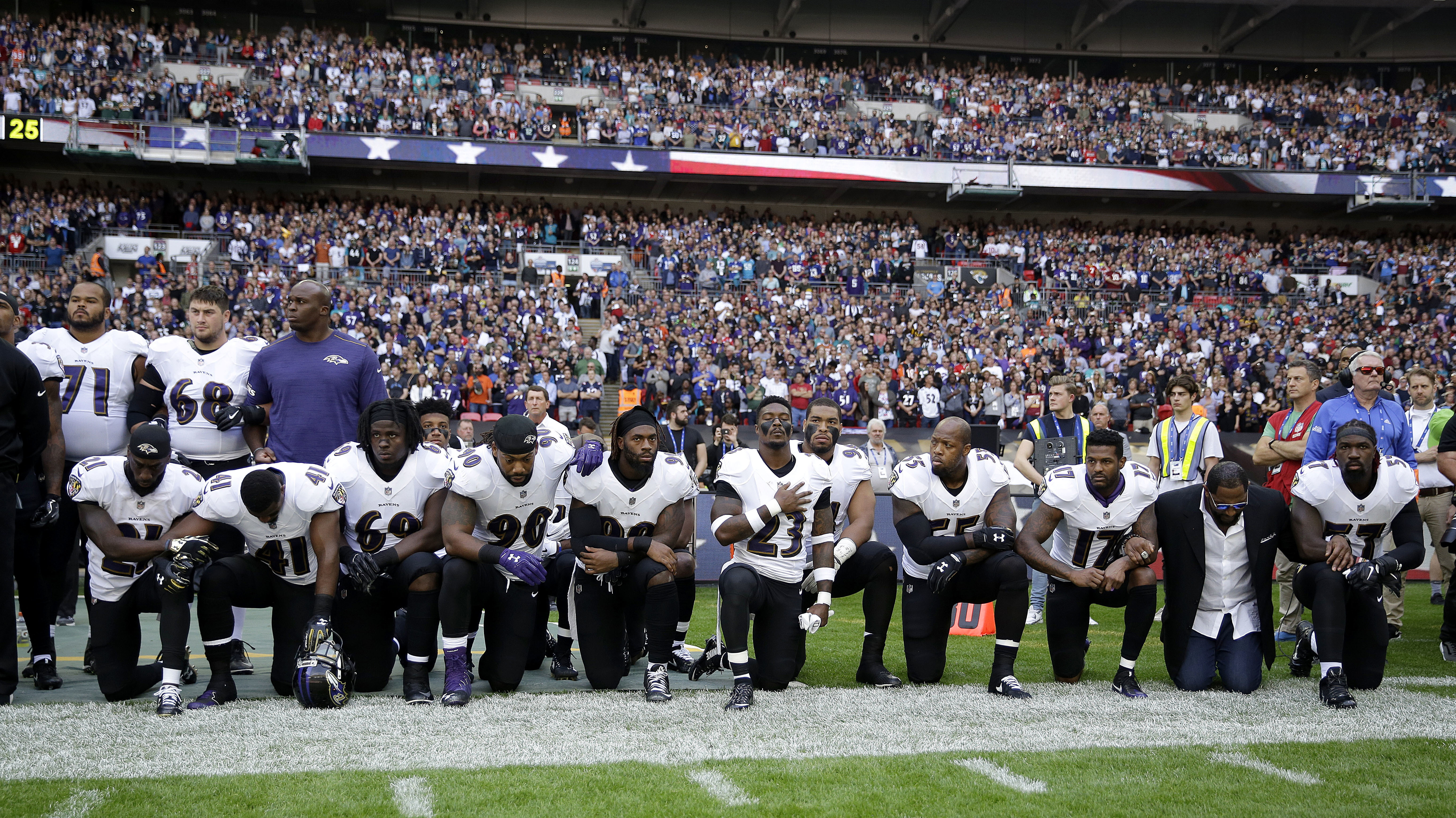 NFL players continue national anthem protests - CBS News