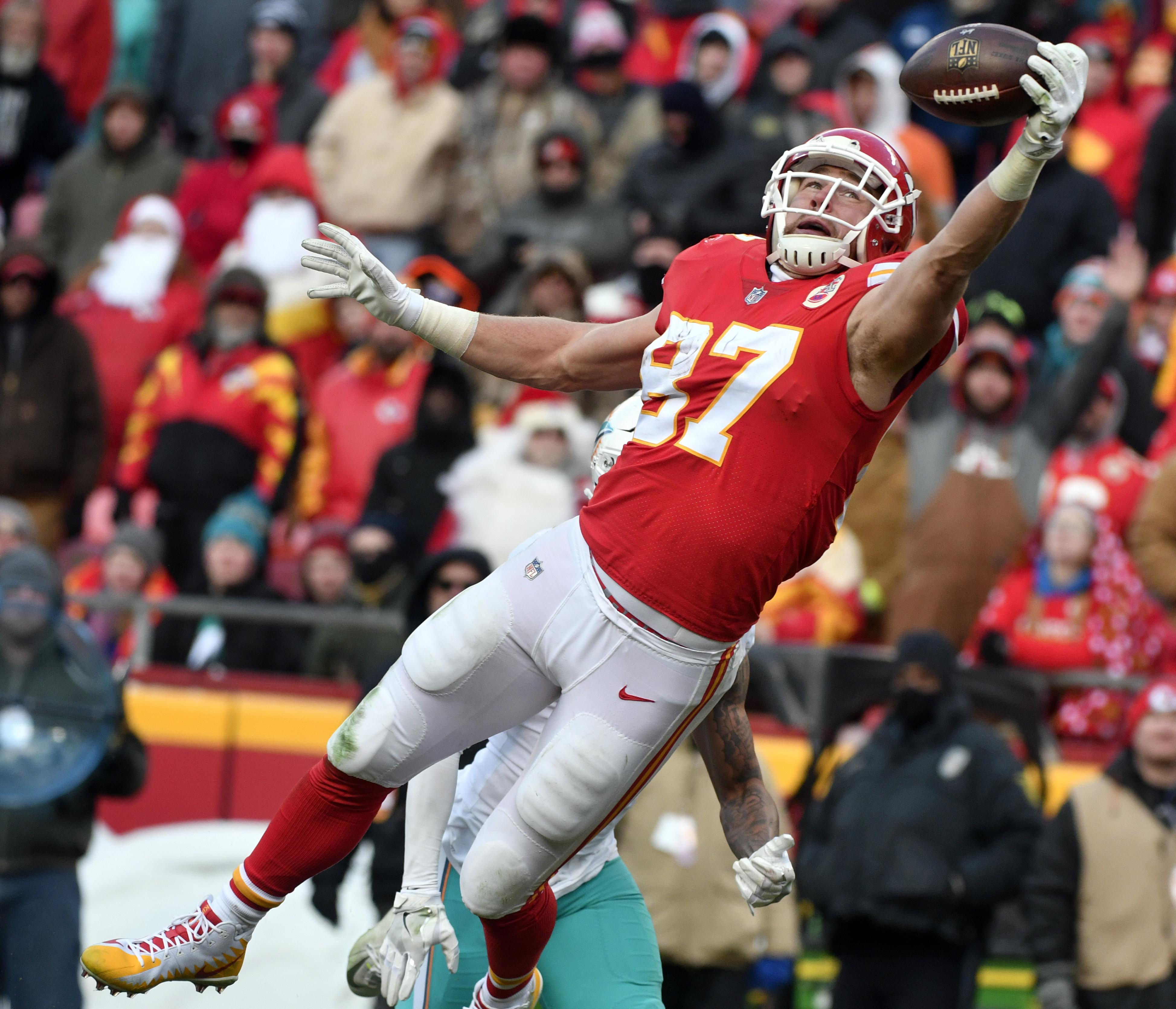 Kansas City Chiefs clinch 7th straight AFC West title