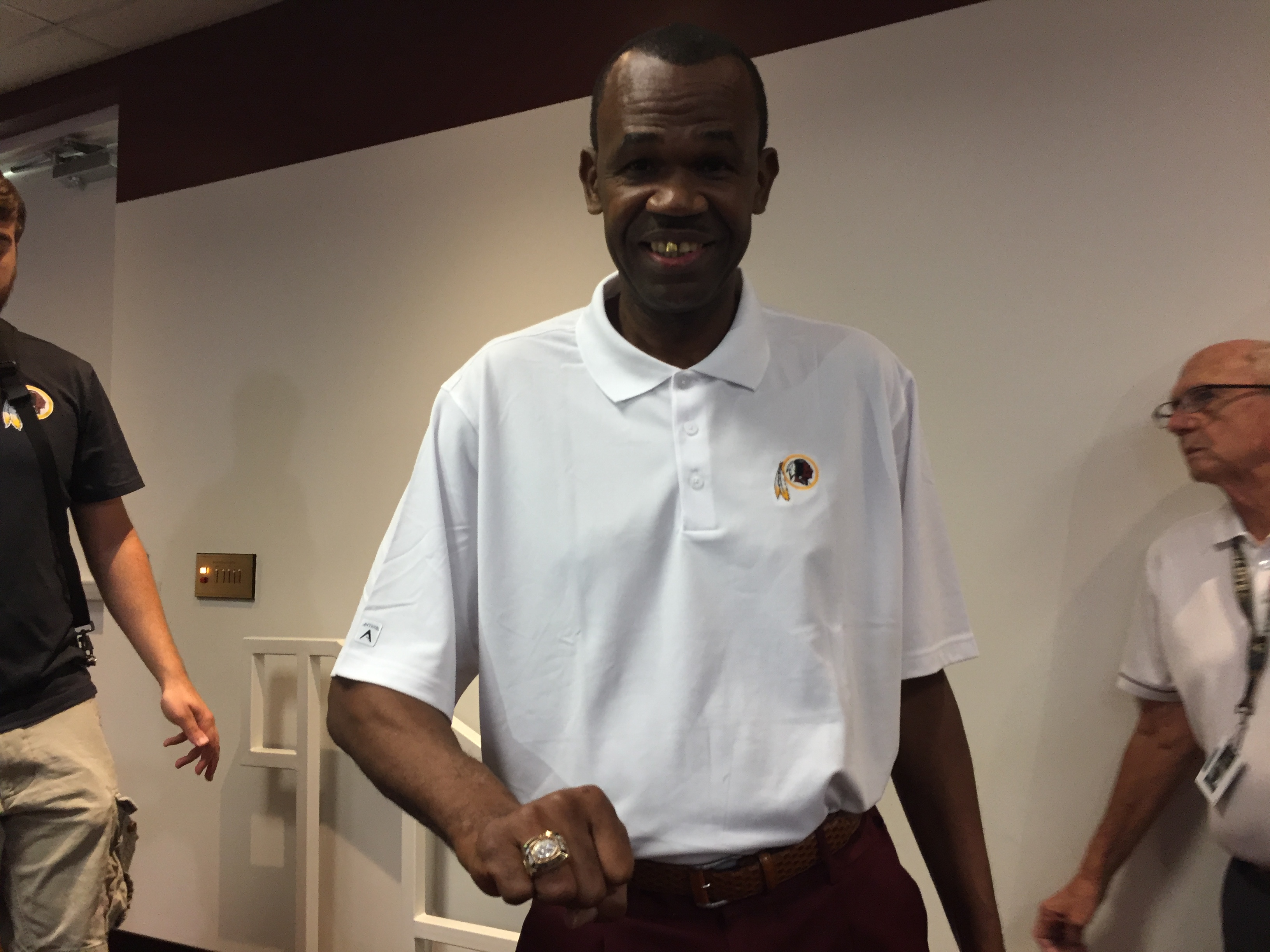 Redskins honor '87 replacement players with Super Bowl rings