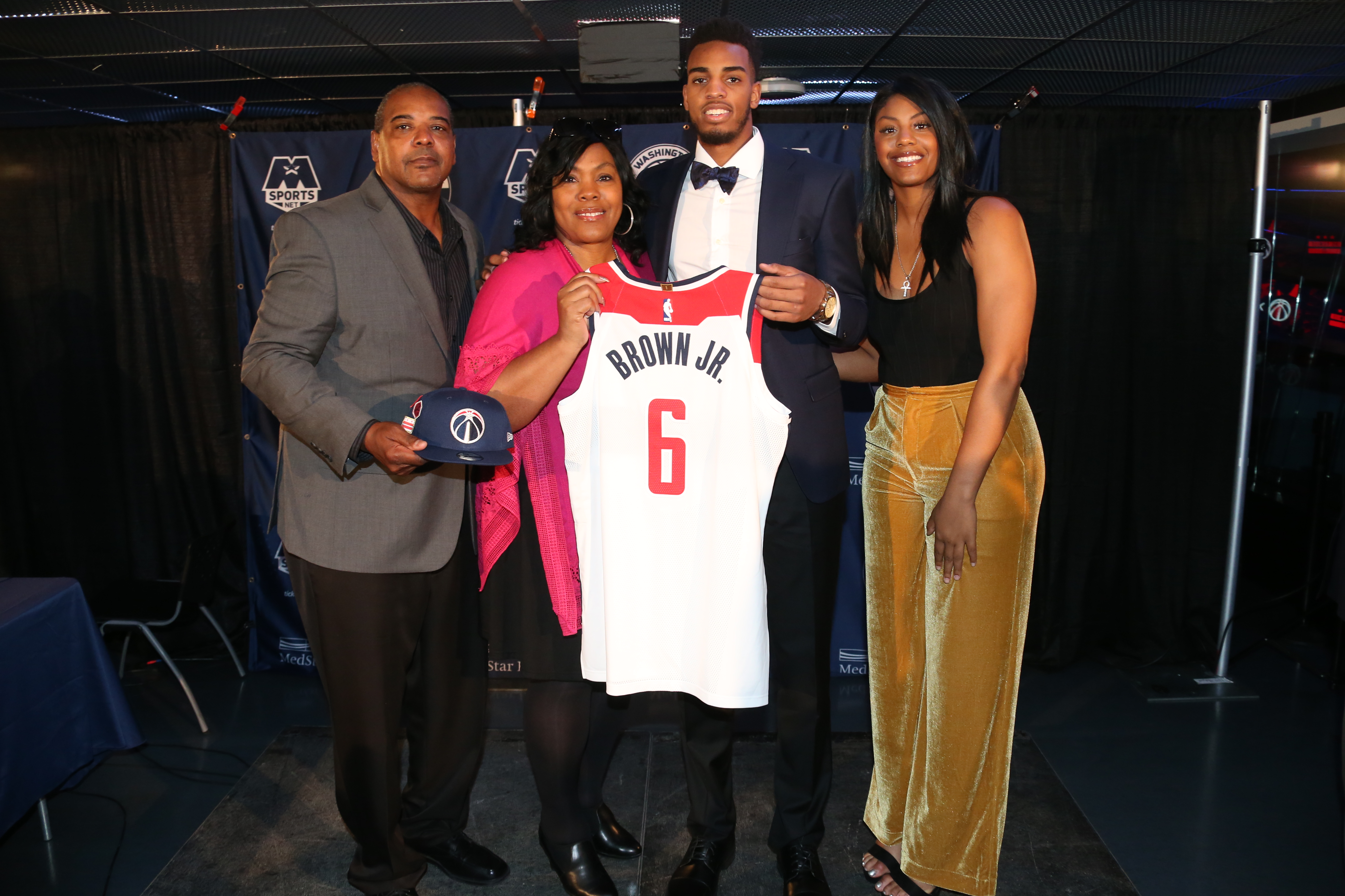 Who is the Girlfriend of Troy Brown Jr.? His Parents, Family
