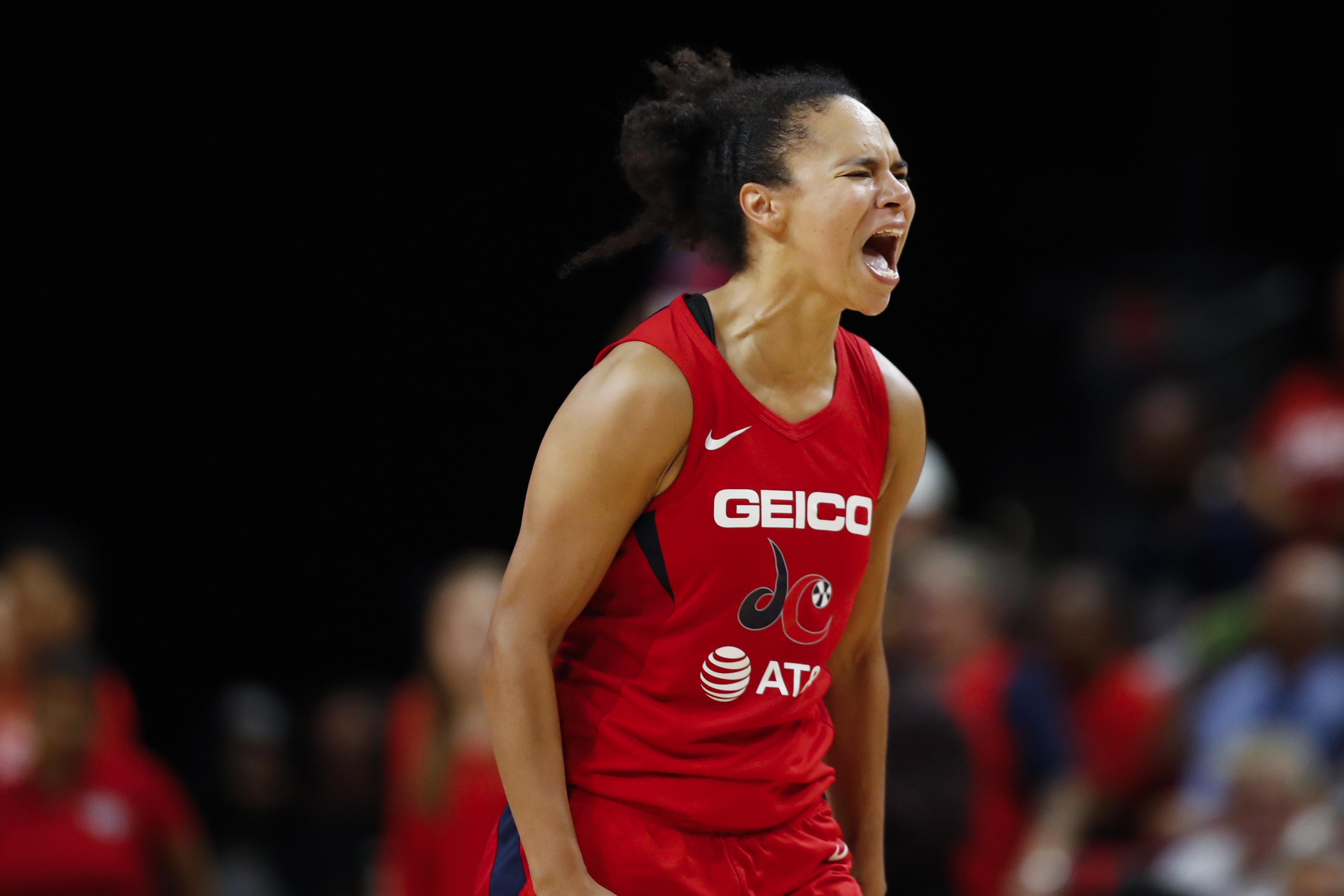 WNBA news: Los Angeles Sparks sign Kristi Toliver