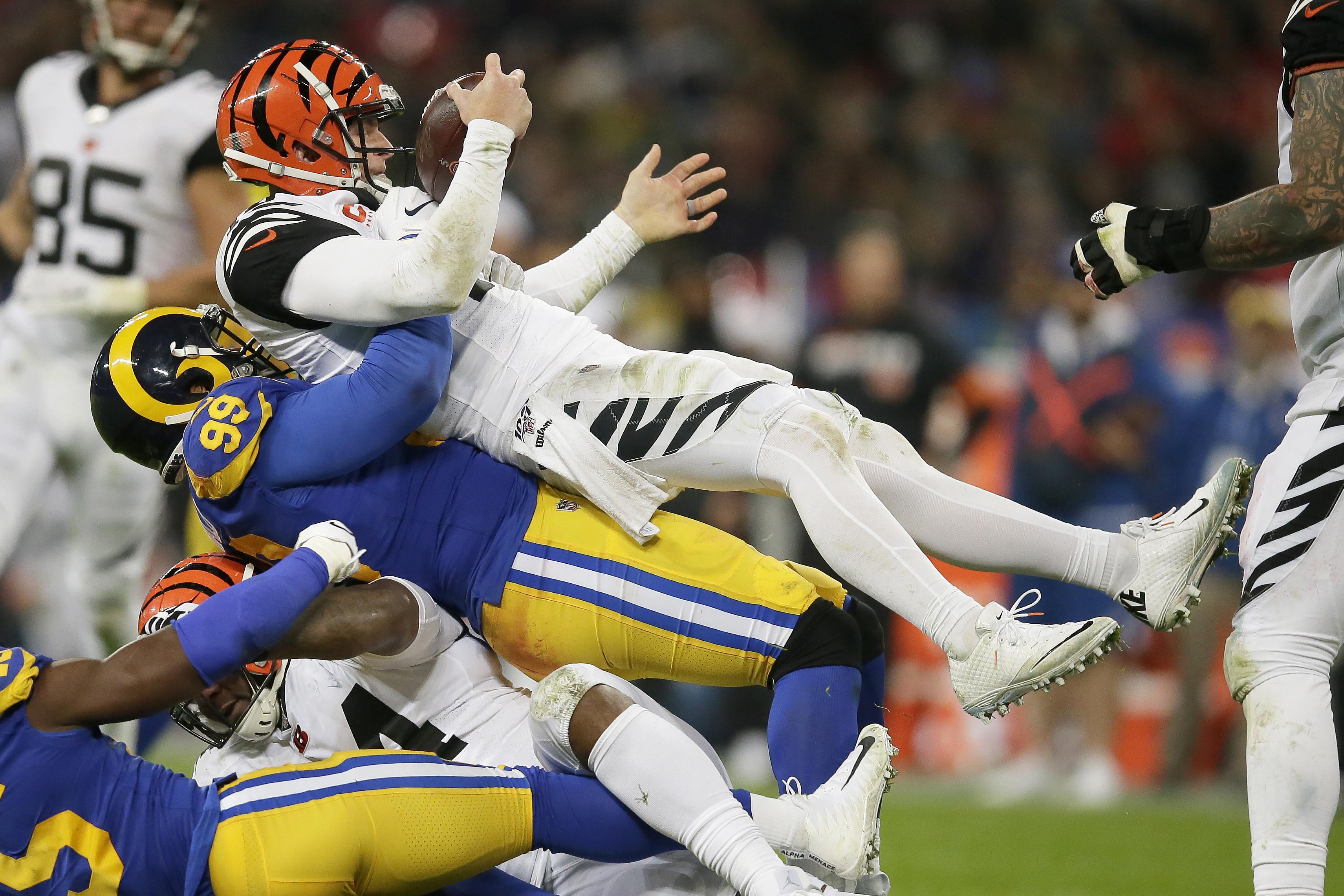 Eric Weddle Says Rams Can Be 'Special' On Defense, Calls Aaron