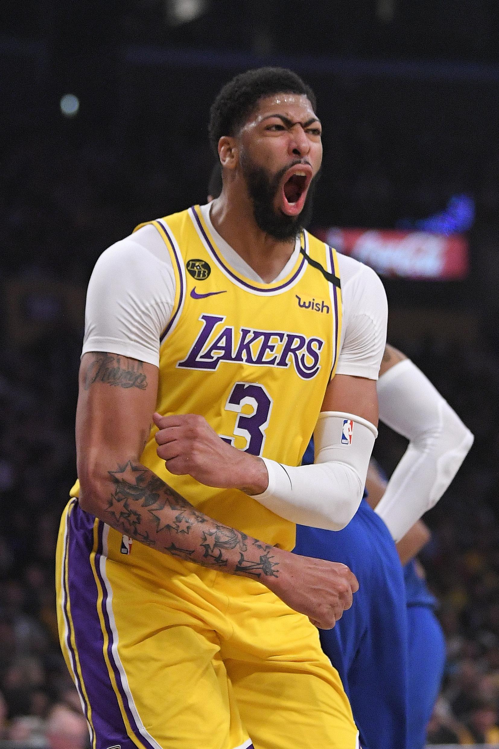 Anthony Davis leads Lakers past Spurs for 3rd straight win - Seattle Sports