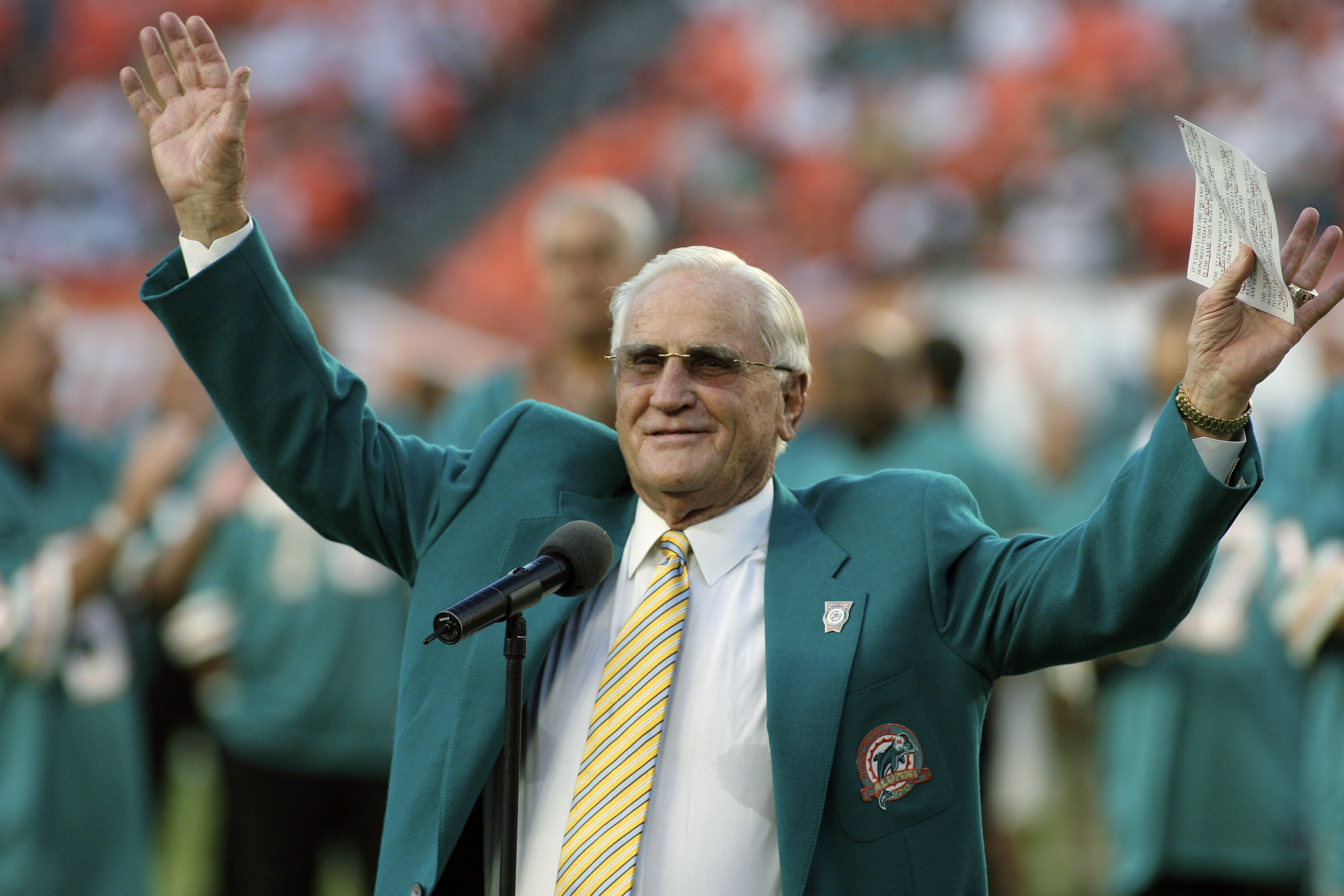 Late Dolphins coach Don Shula honored by U.S. Senate with