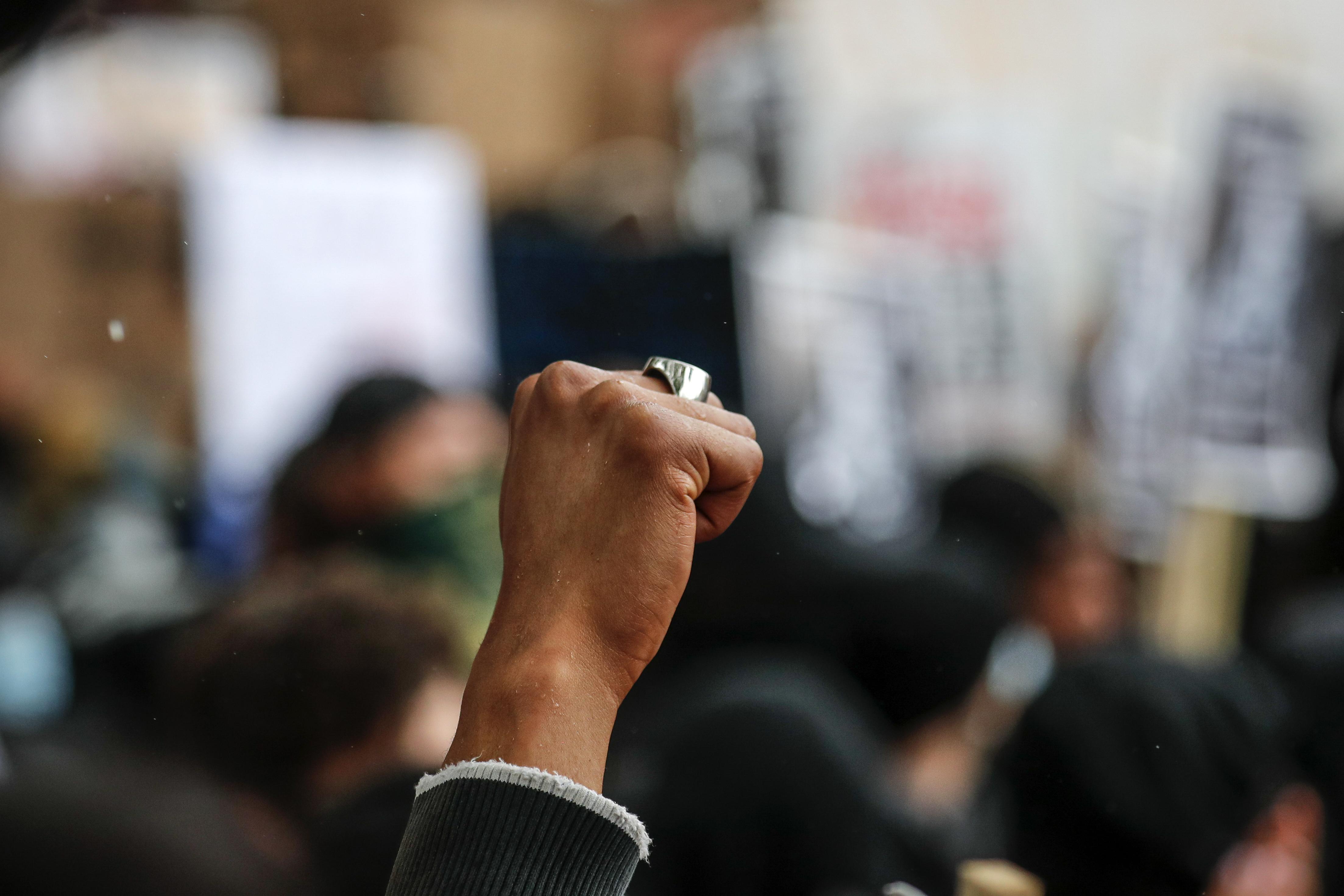 Lauren Victor Attacked By Black Lives Matter Ordered To Raise Her Fist Are You A Christian Washington Times