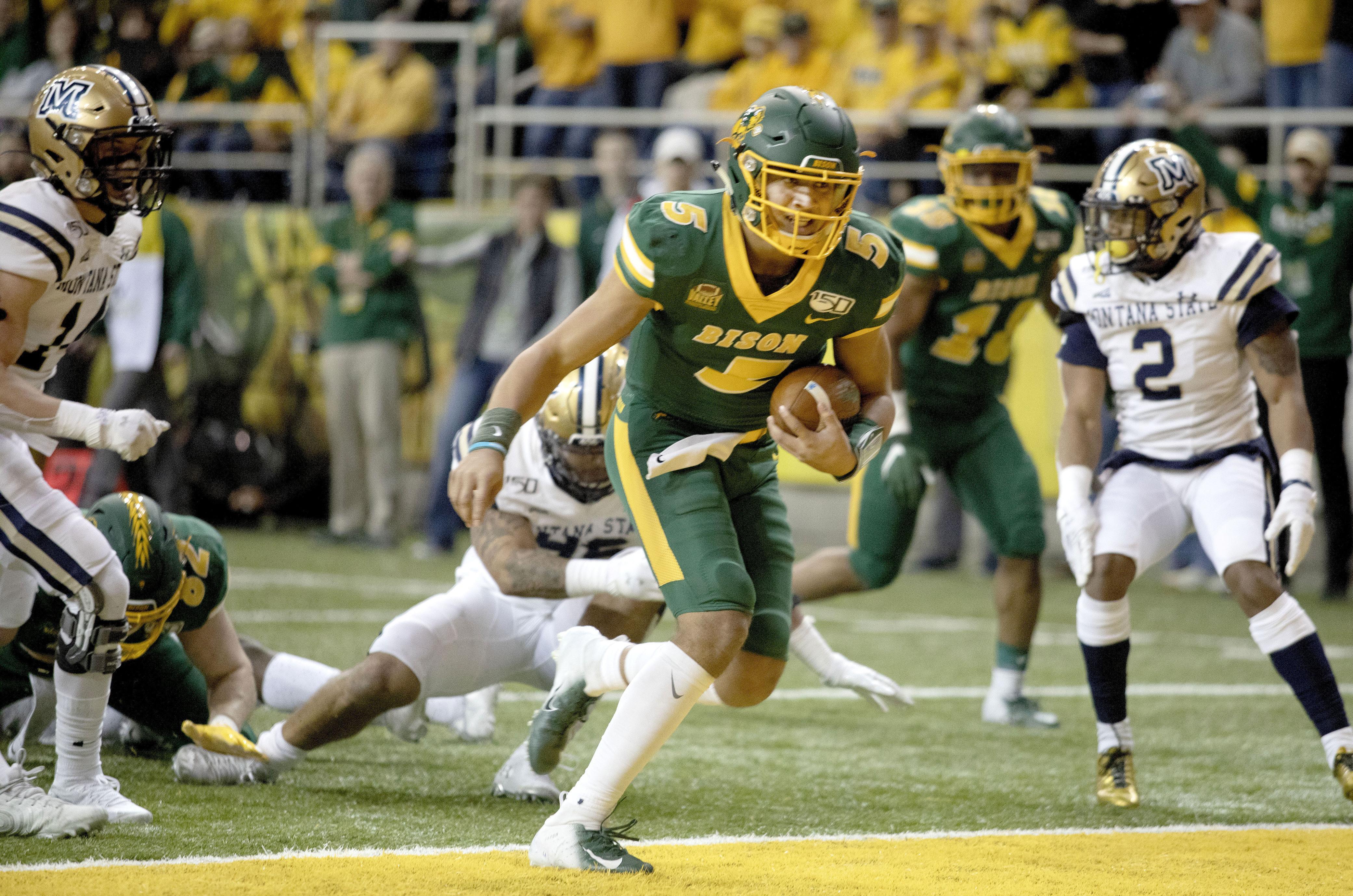 North Dakota State quarterback Trey Lance to throw at second Pro Day for  NFL scouts, NFL News