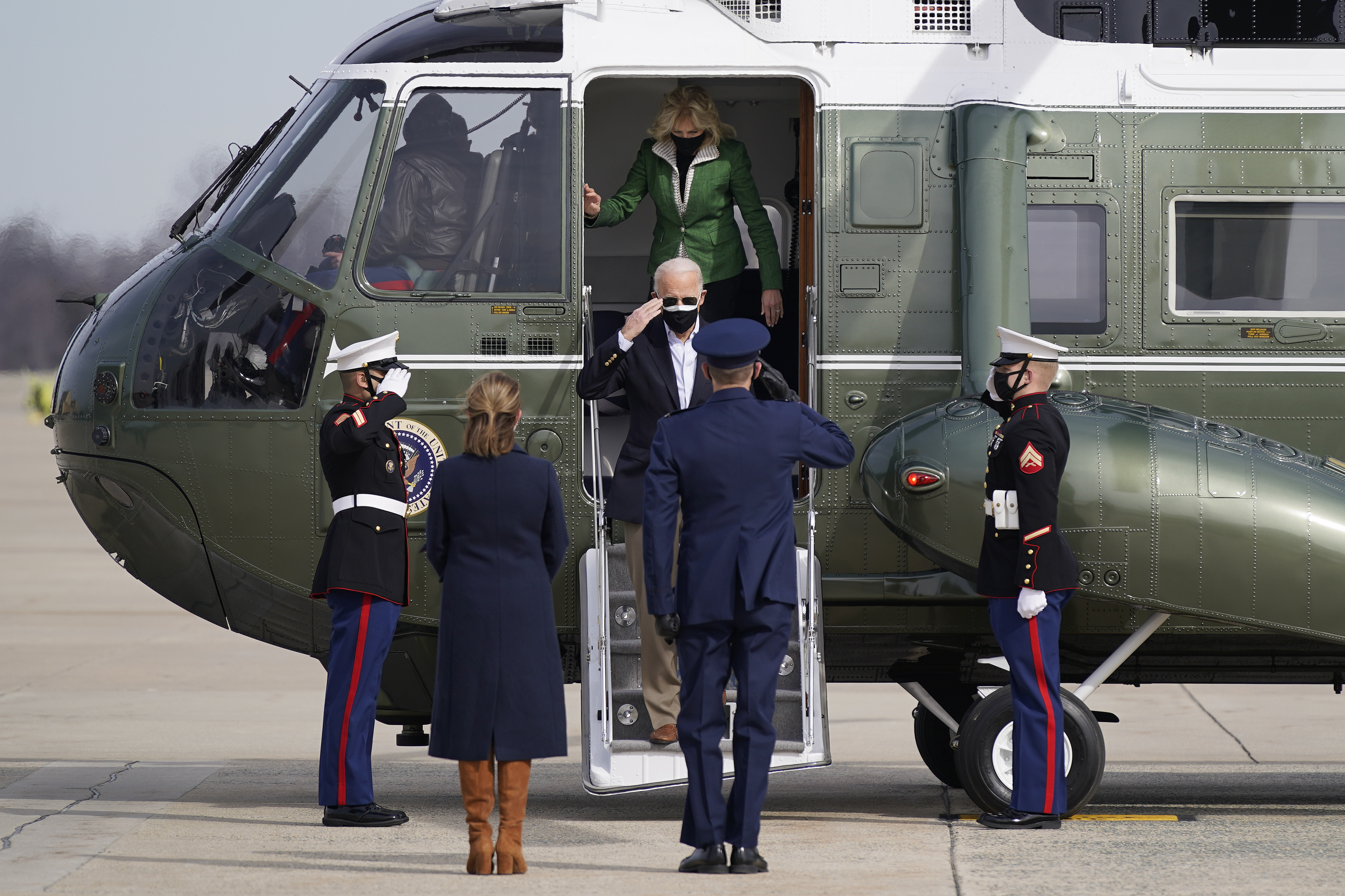 Biden drops Trump design for new Air Force One