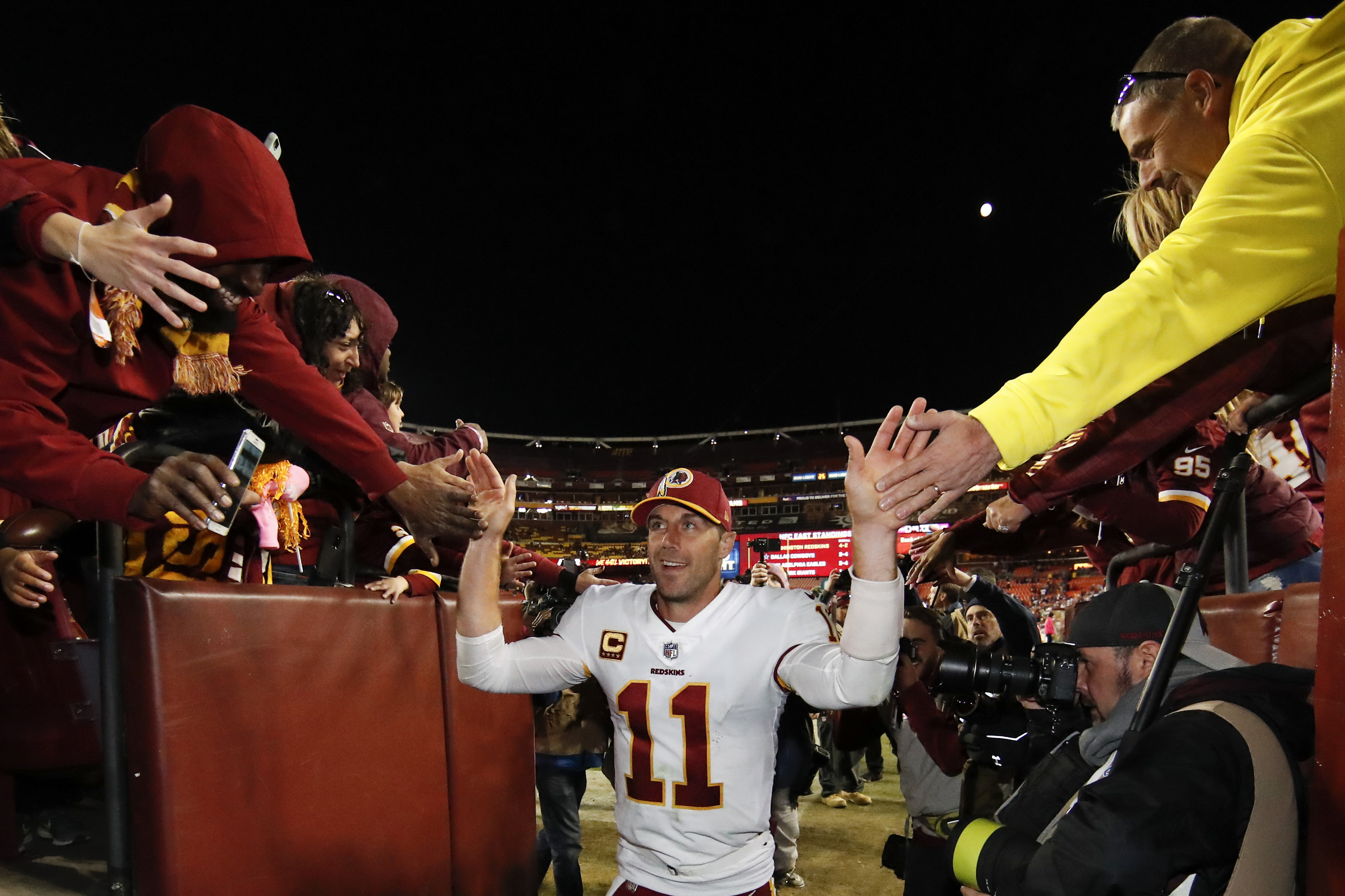 Former NFL QB Robert Griffin III Joins ESPN Monday Night Countdown as  Analyst