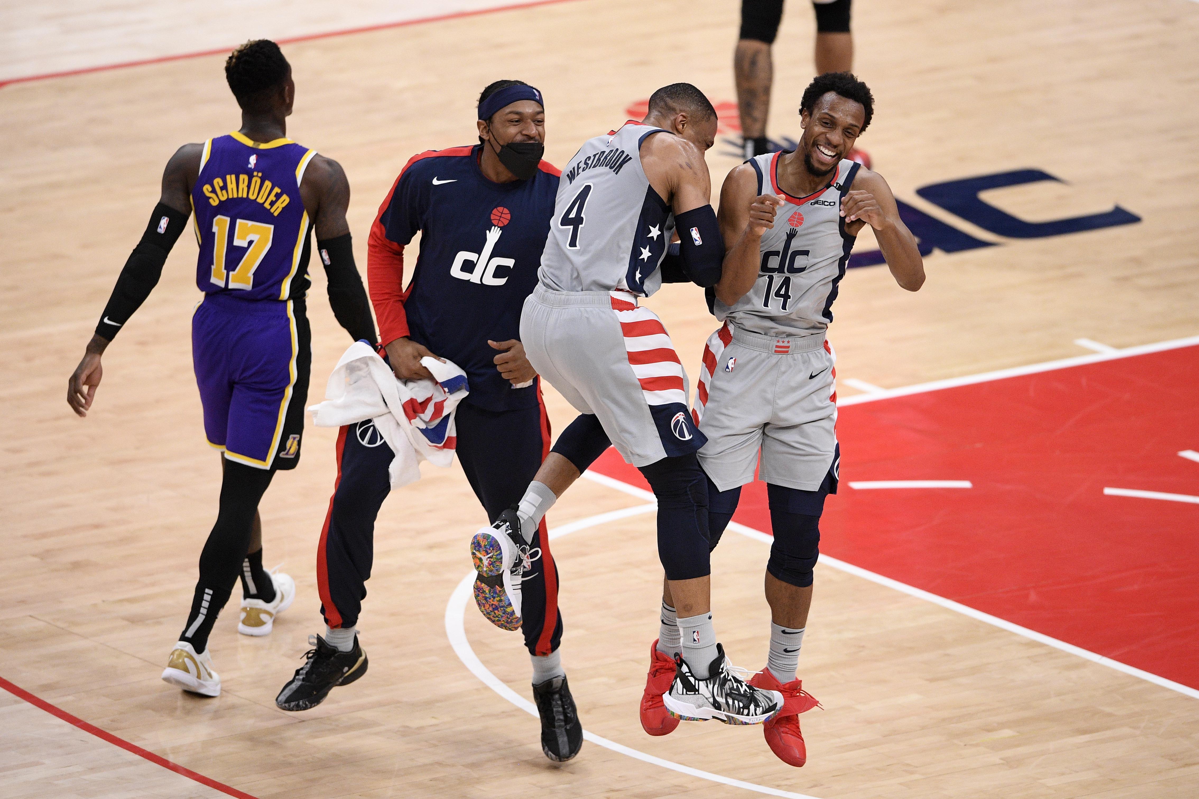 Bradley Beal Russell Westbrook Lead Wizards Past Lebron James Less Lakers 116 107 Washington Times