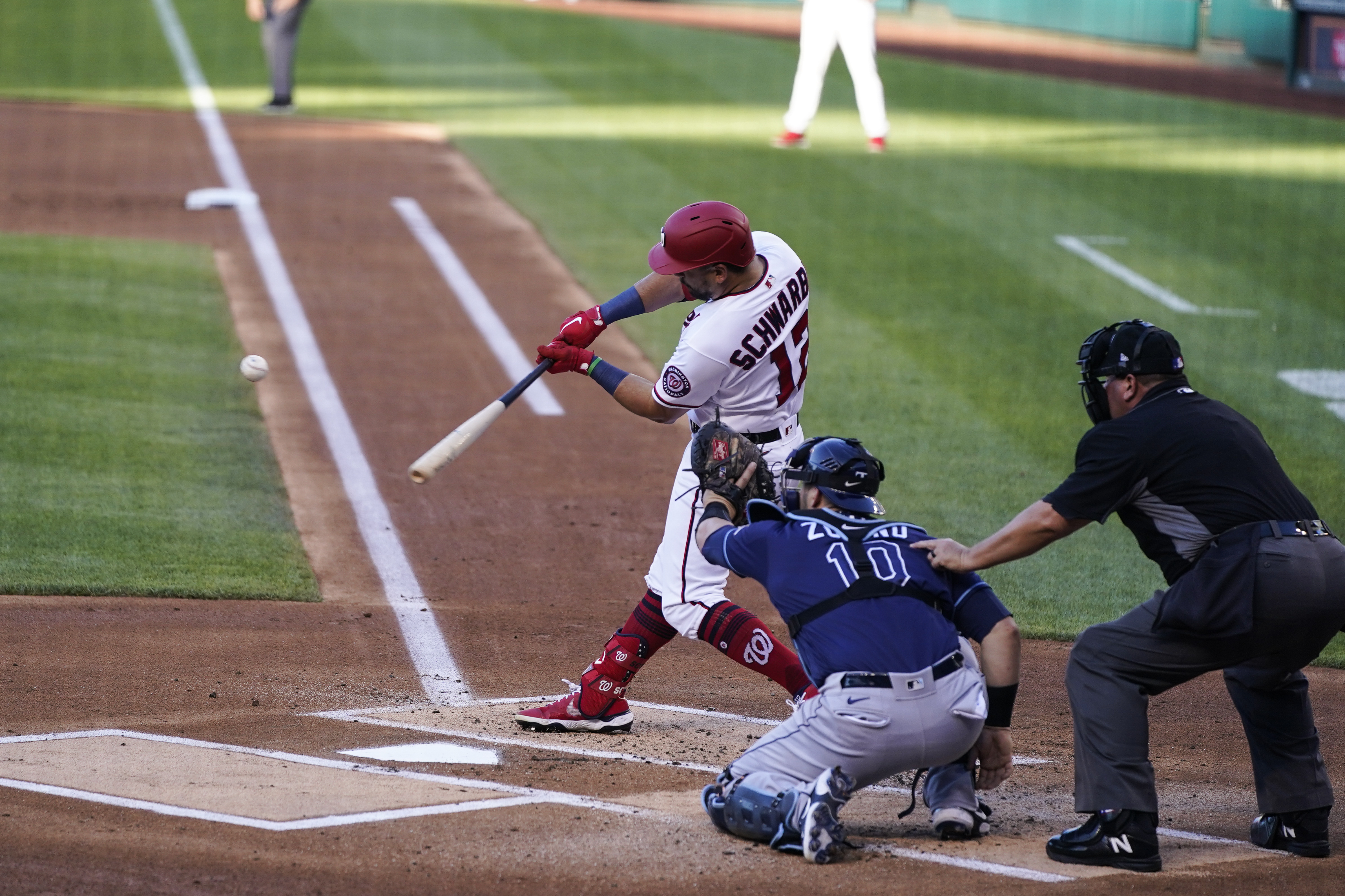 Chicago Cubs' Sammy Sosa steps out of the batters box during the