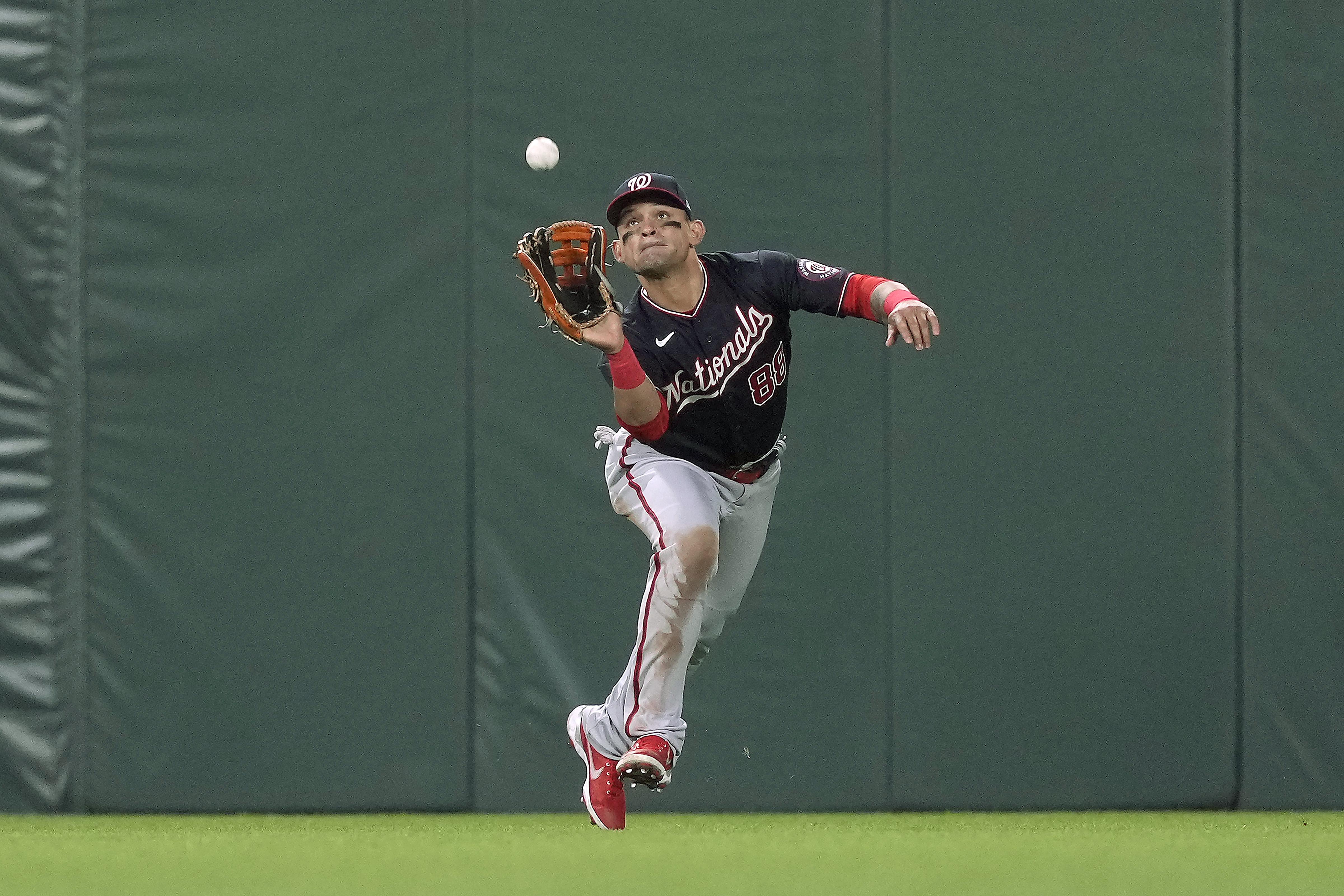 File:Washington Nationals center fielder Gerardo Parra (88) from