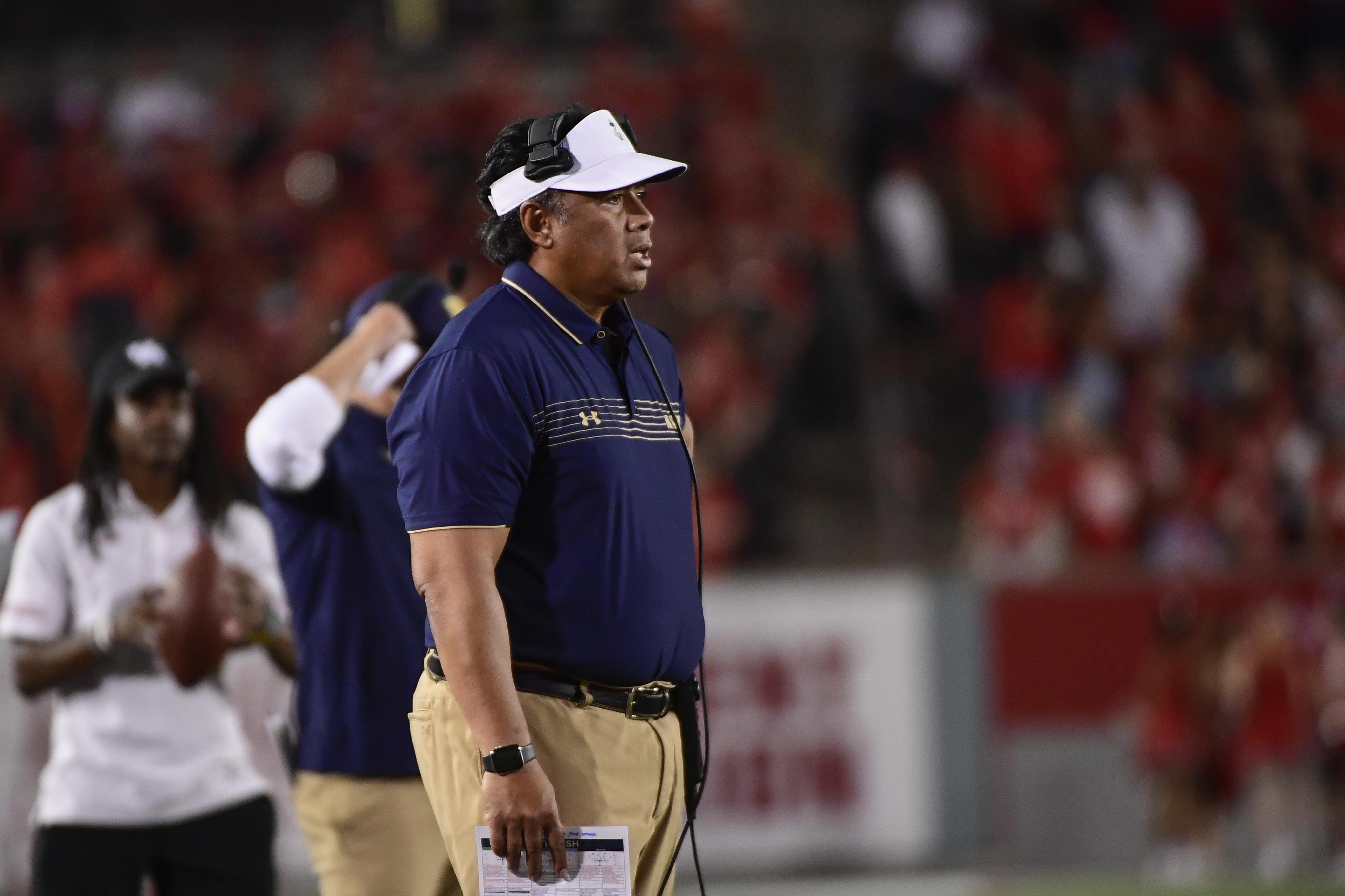 Navy promotes Brian Newberry to coach: Midshipmen elevate