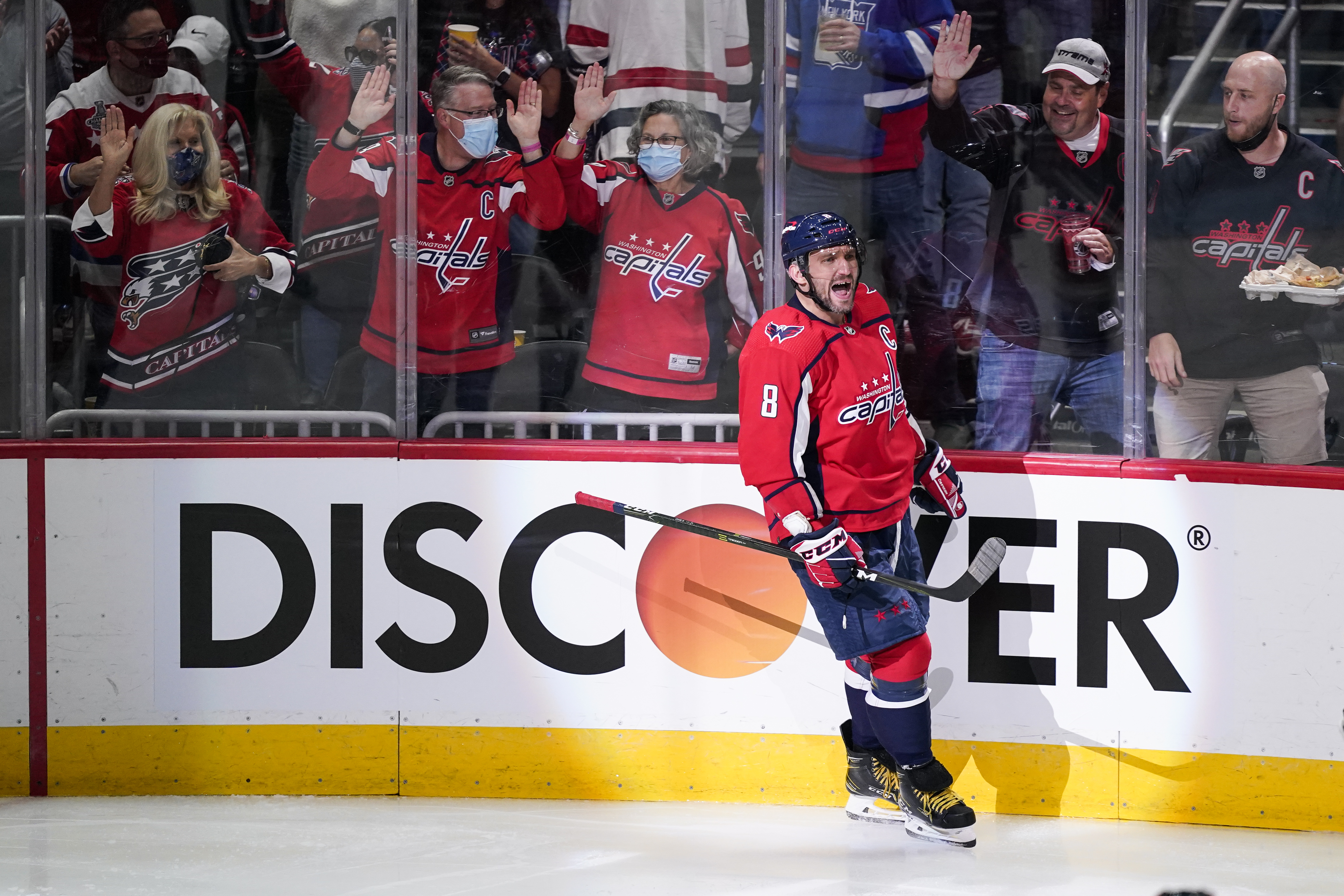 Alex Ovechkin contract: LW signs 5-year, $47.5 million deal to