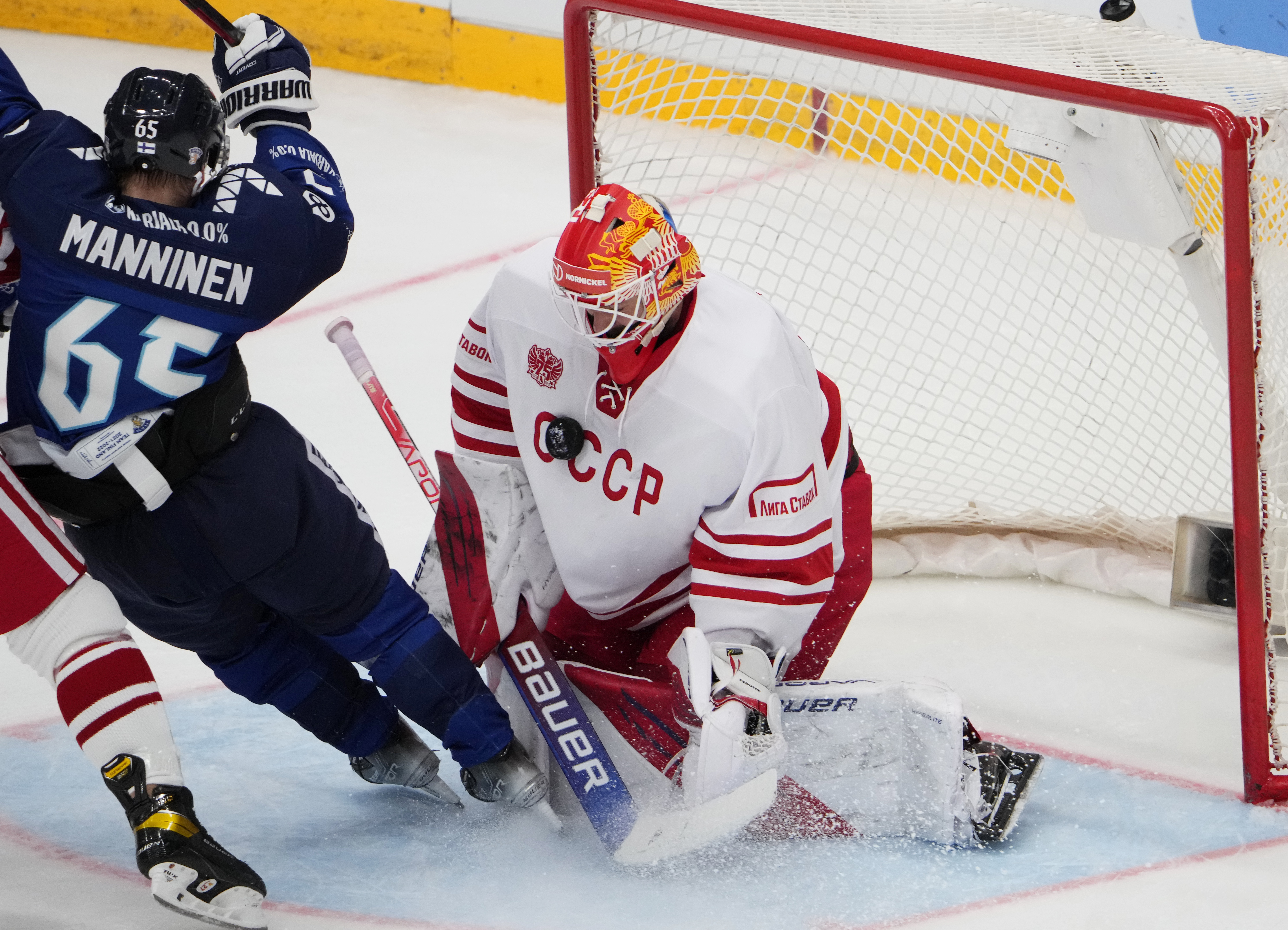 Russian Ice Hockey Team's USSR Jerseys Raise Eyebrows - Bloomberg