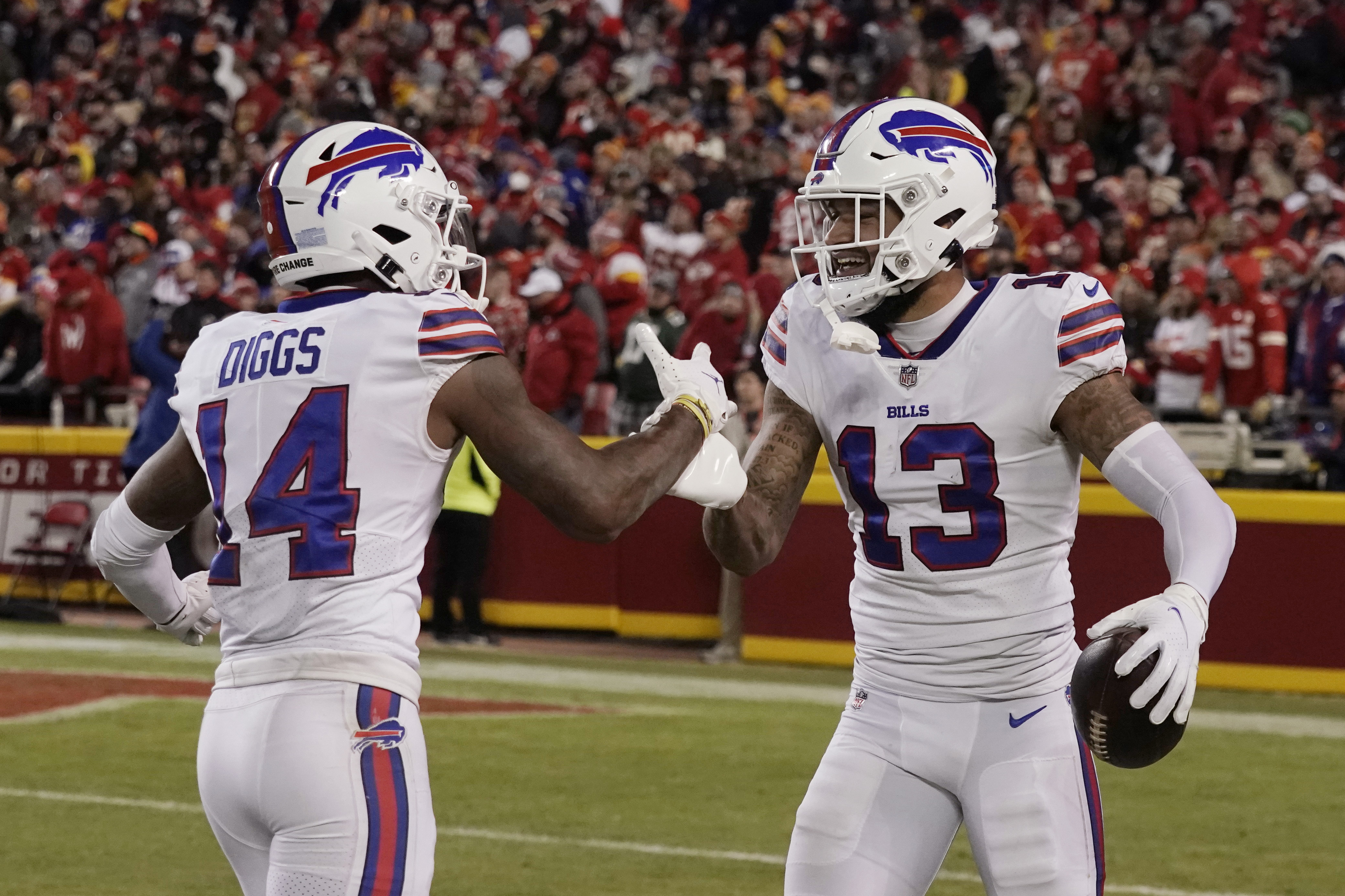 How Buffalo Bills' Stefon Diggs Keeps It Together on And Off the Field