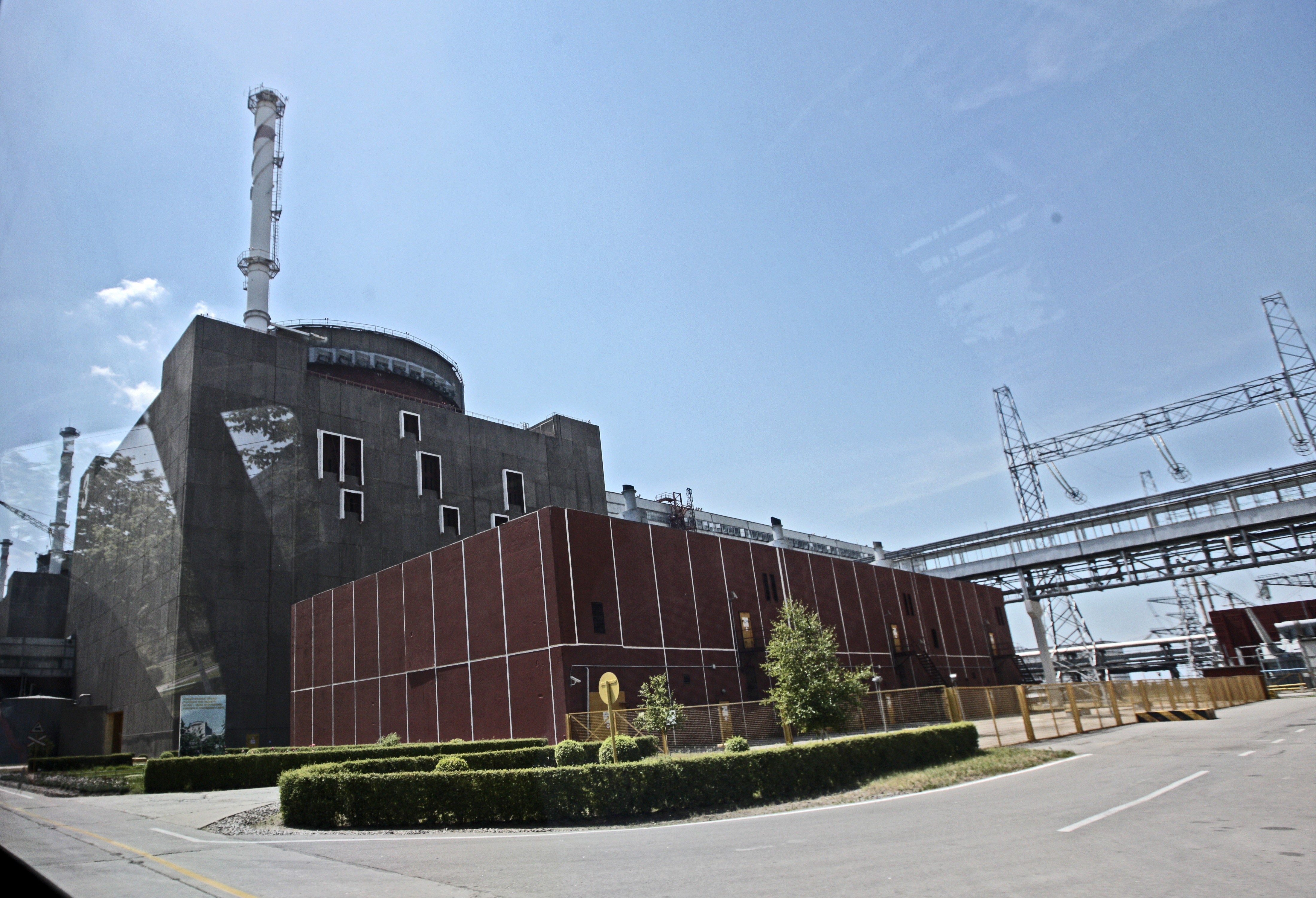 Russians shell nuclear power plant in Enerhodar, Ukraine ...