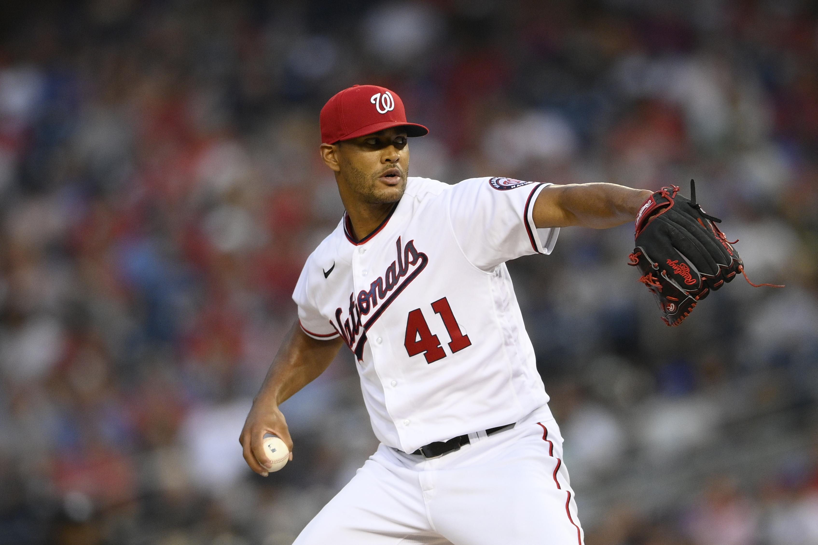 Juan Soto, Josh Bell avoid arbitration with Nationals - The