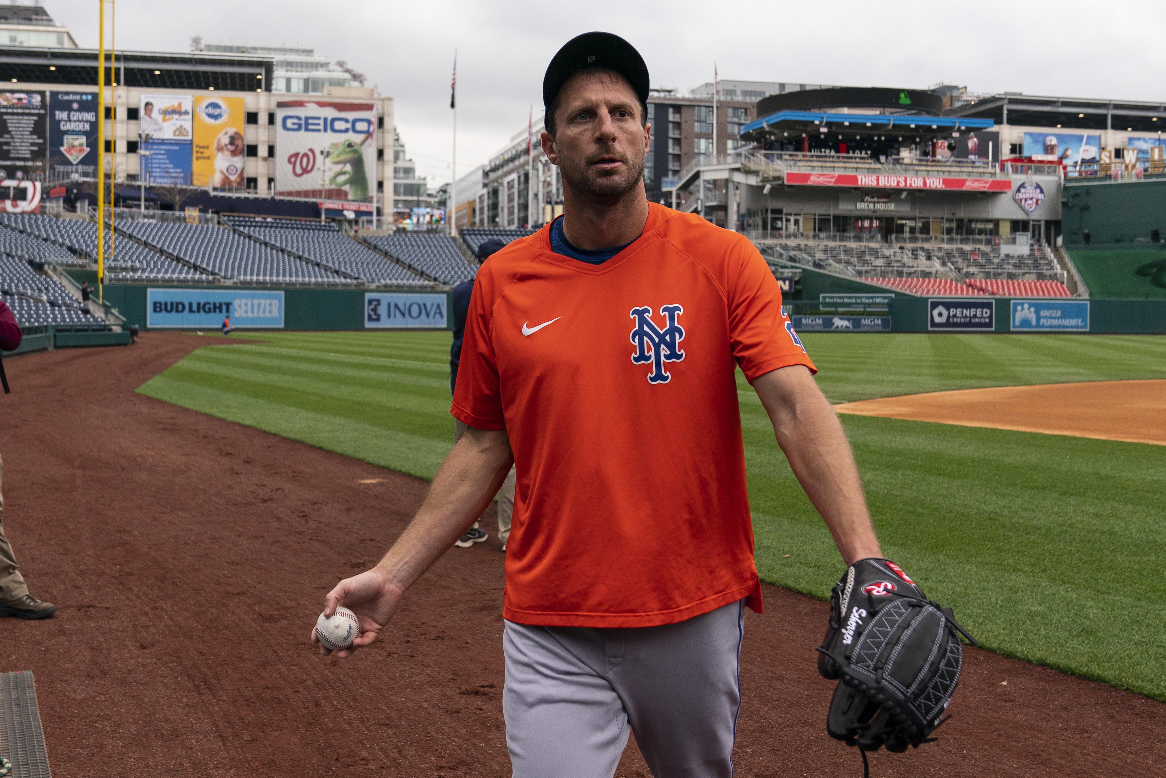 Mets' Max Scherzer Opening Day in question with hamstring issue