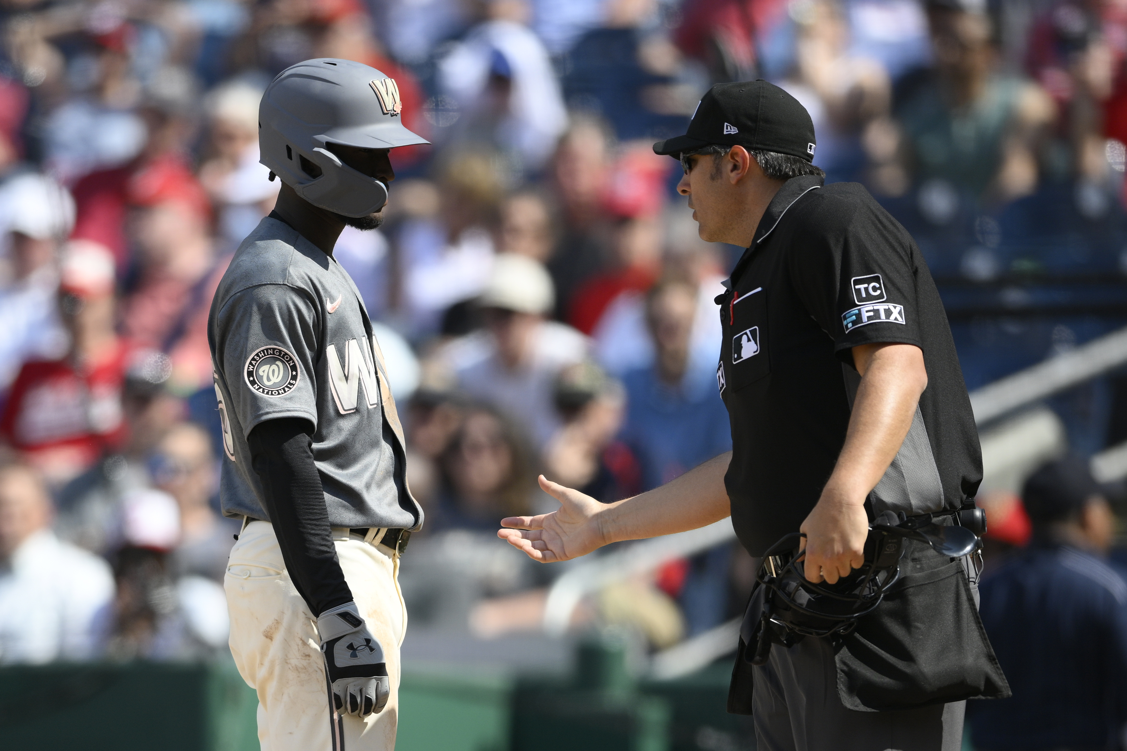 Nationals infielder Lucius Fox exits game early after vomiting on field -  Washington Times