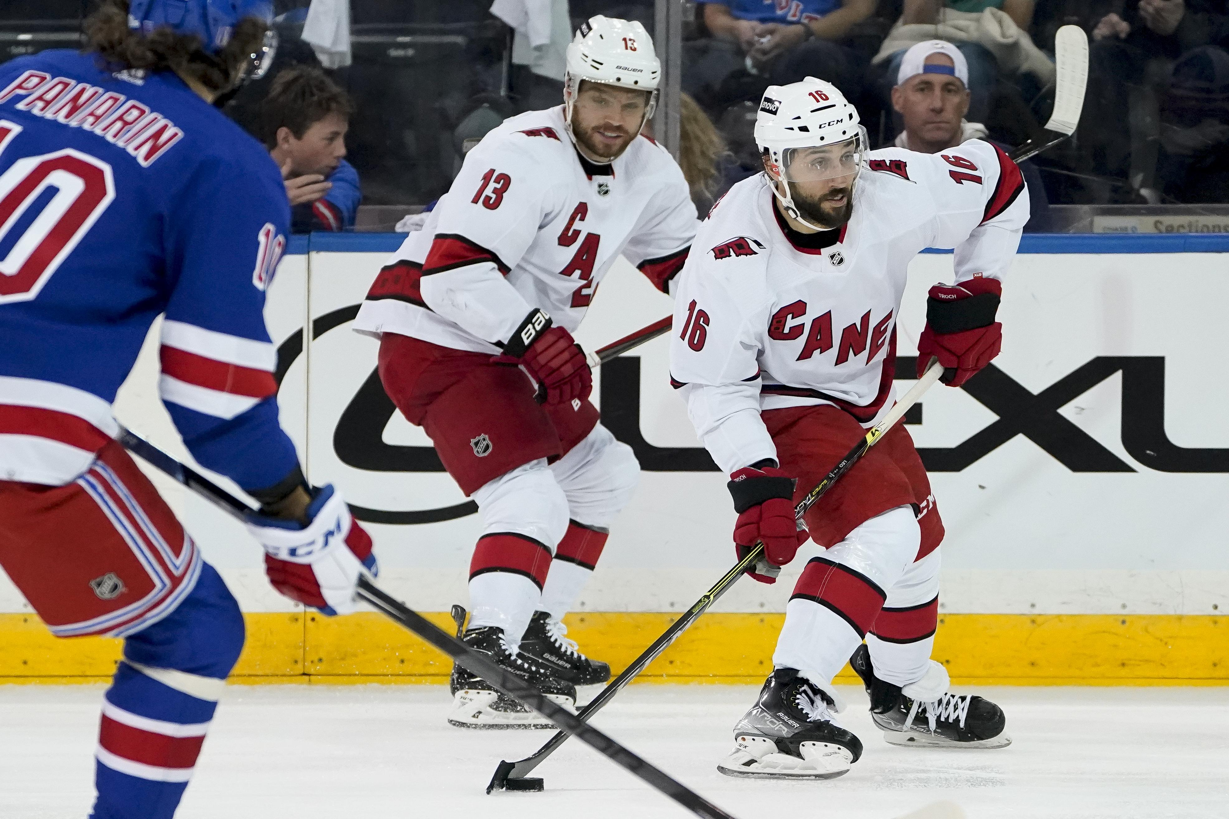 Hurricanes' home-ice edge in Game 7 doesn't faze Rangers