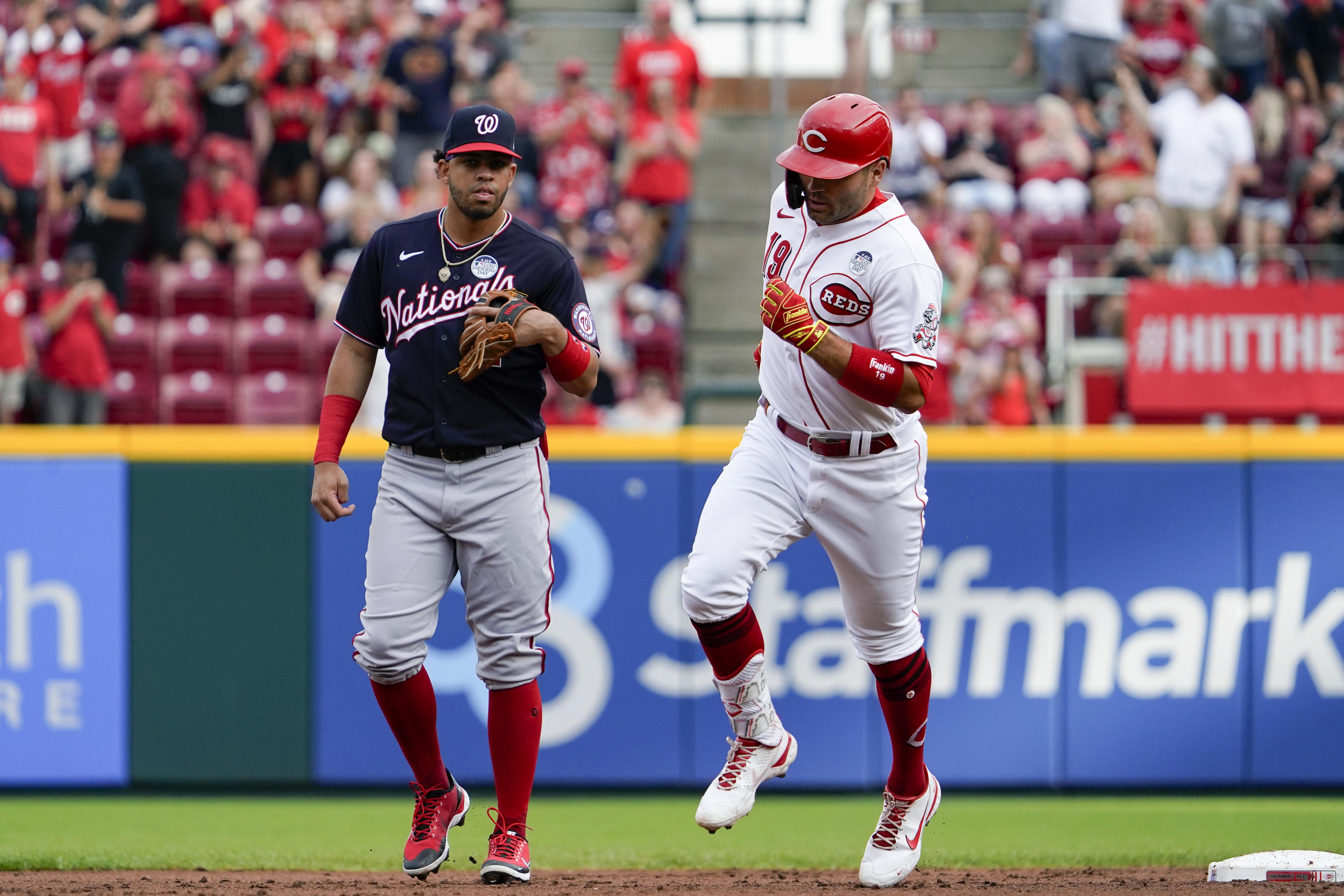 Joey Votto returns to Cincinnati Reds after being sidelined with