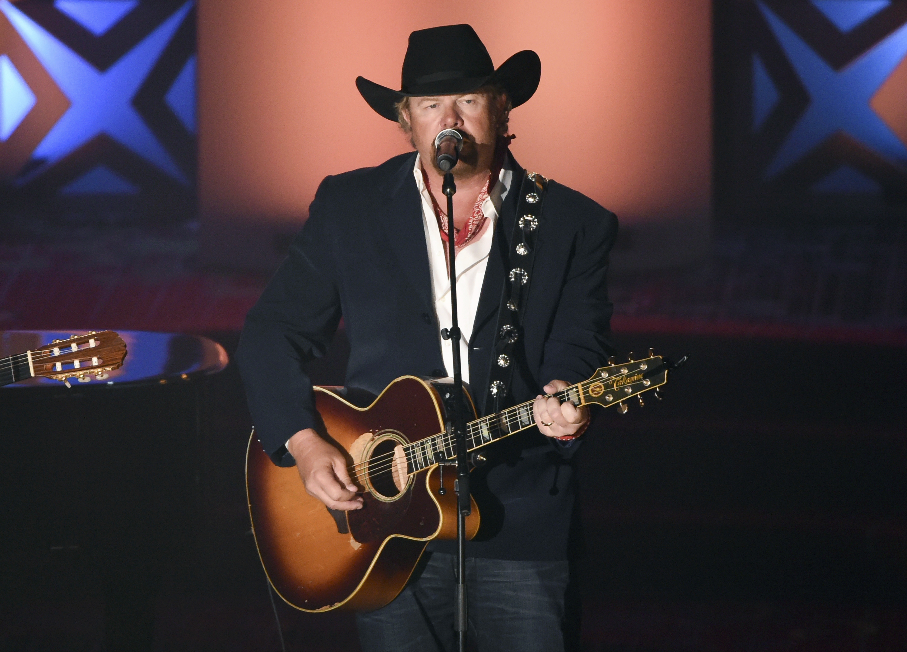 Toby Keith Offers Touring Update Amid Stomach Cancer Recovery