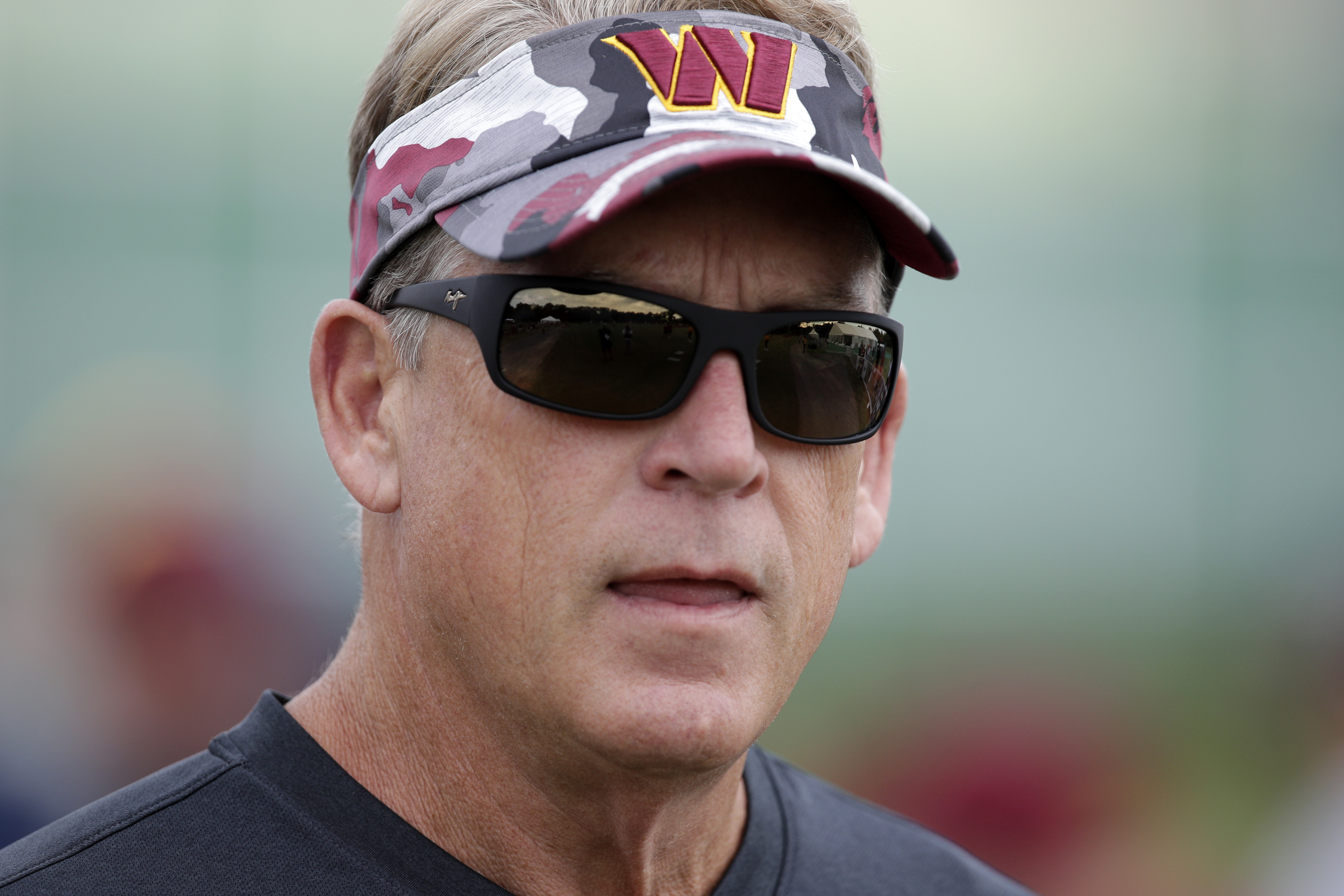 Washington Commanders Head Coach Fines Defensive Coordinator