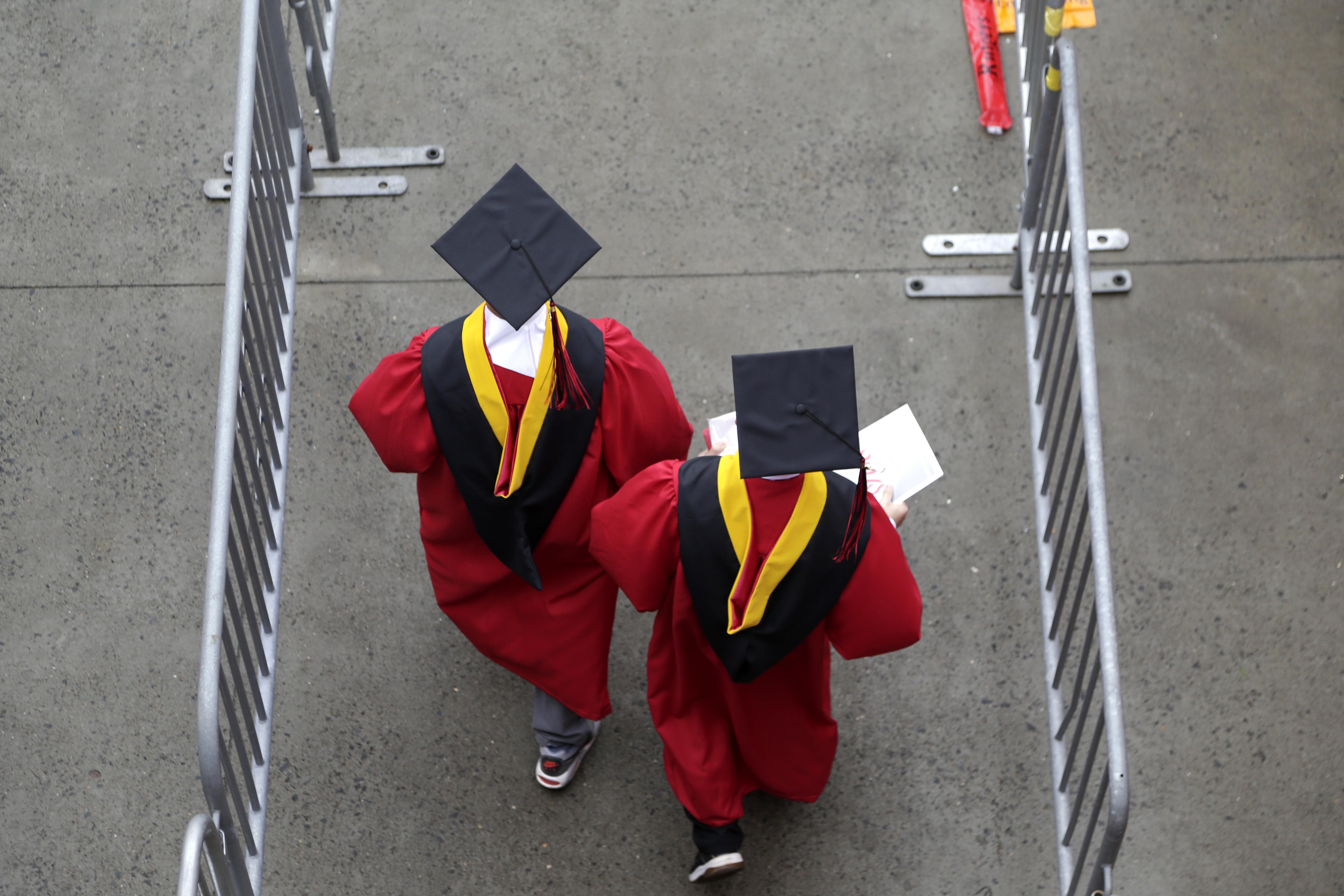 Gardner fulfills promise and walks stage as college graduate