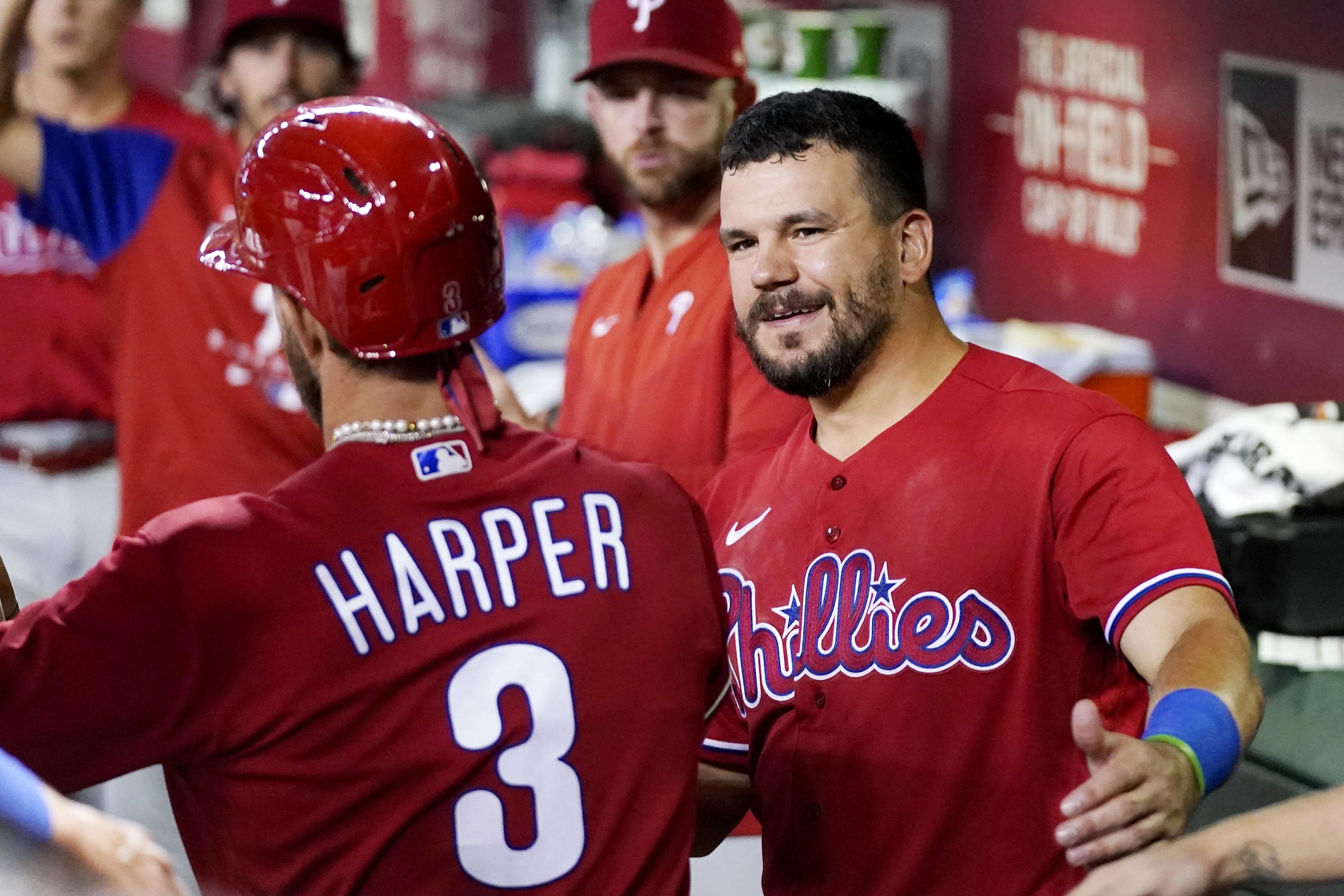 Philadelphia Phillies pound 22 hits, cruise to 18-2 win over