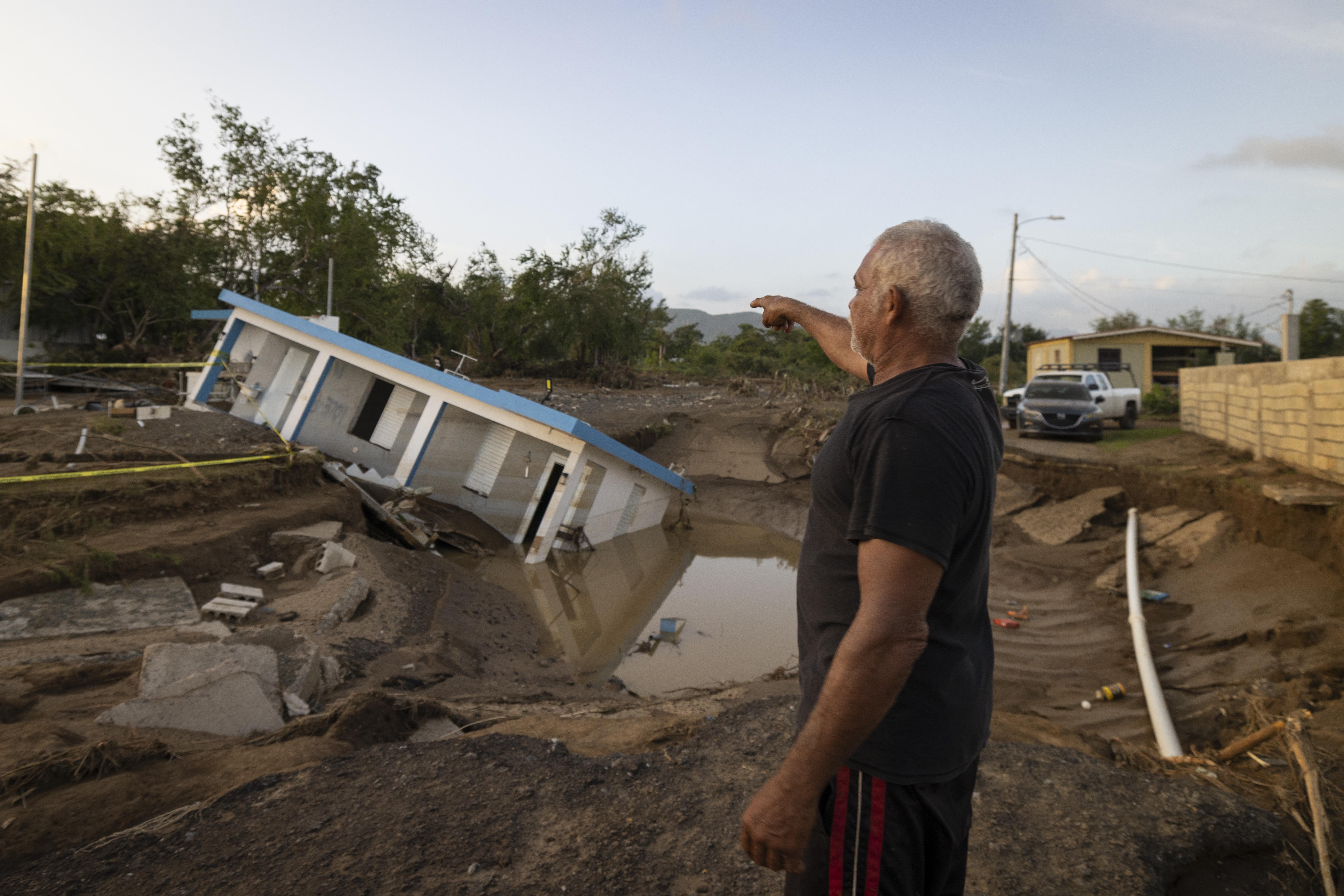 Puerto Rico struggles to reach areas cut off by Fiona picture