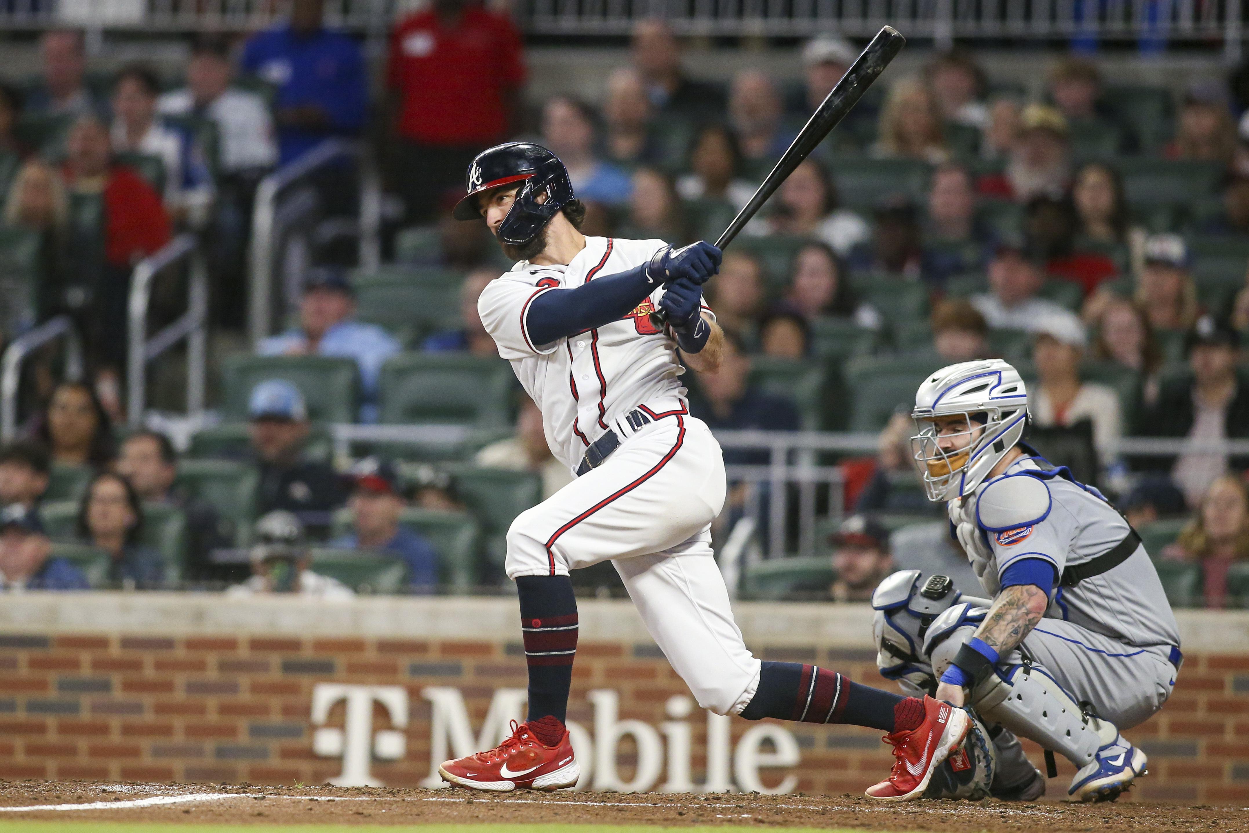 Dansby Swanson breaks up Jacob deGrom's no-hit bid with a two-run home run.  #MLB